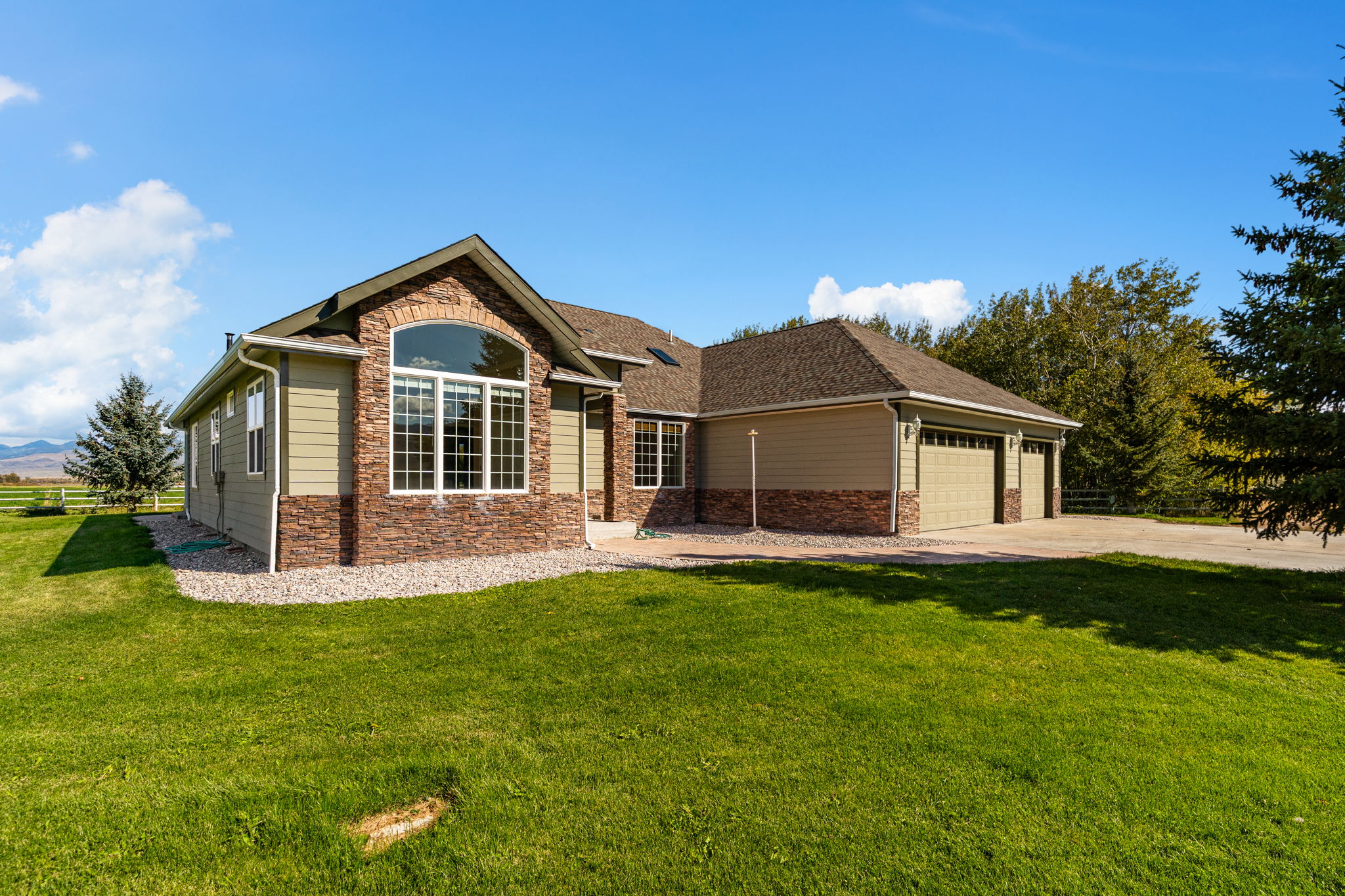 585 Judy Lane Property Photo 42