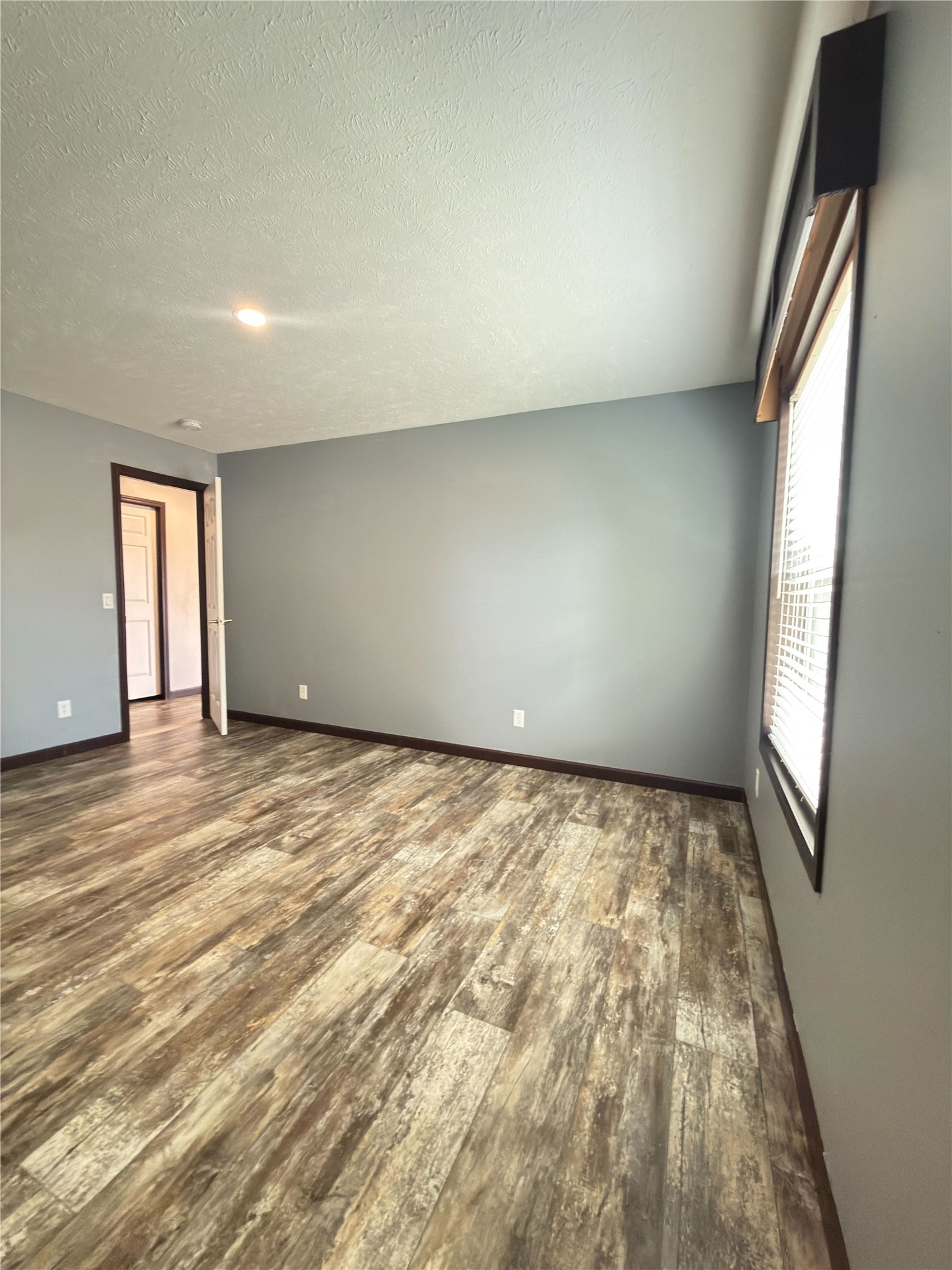 2701 Rockwood Street Property Photo 7