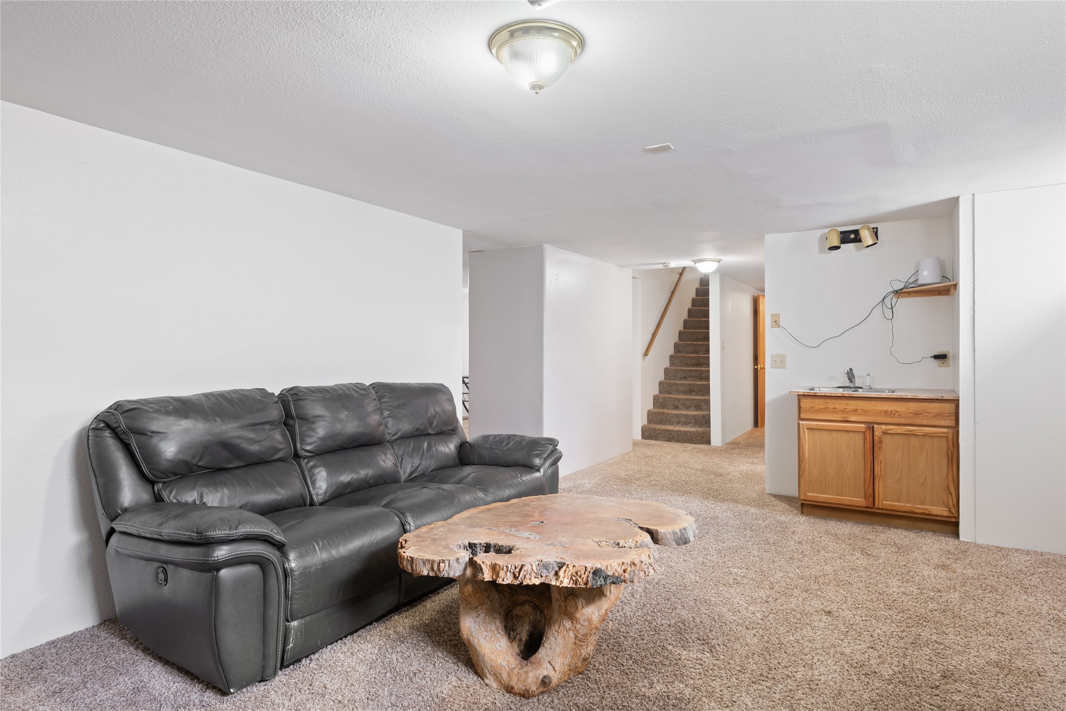 301 Water Street Property Photo 14