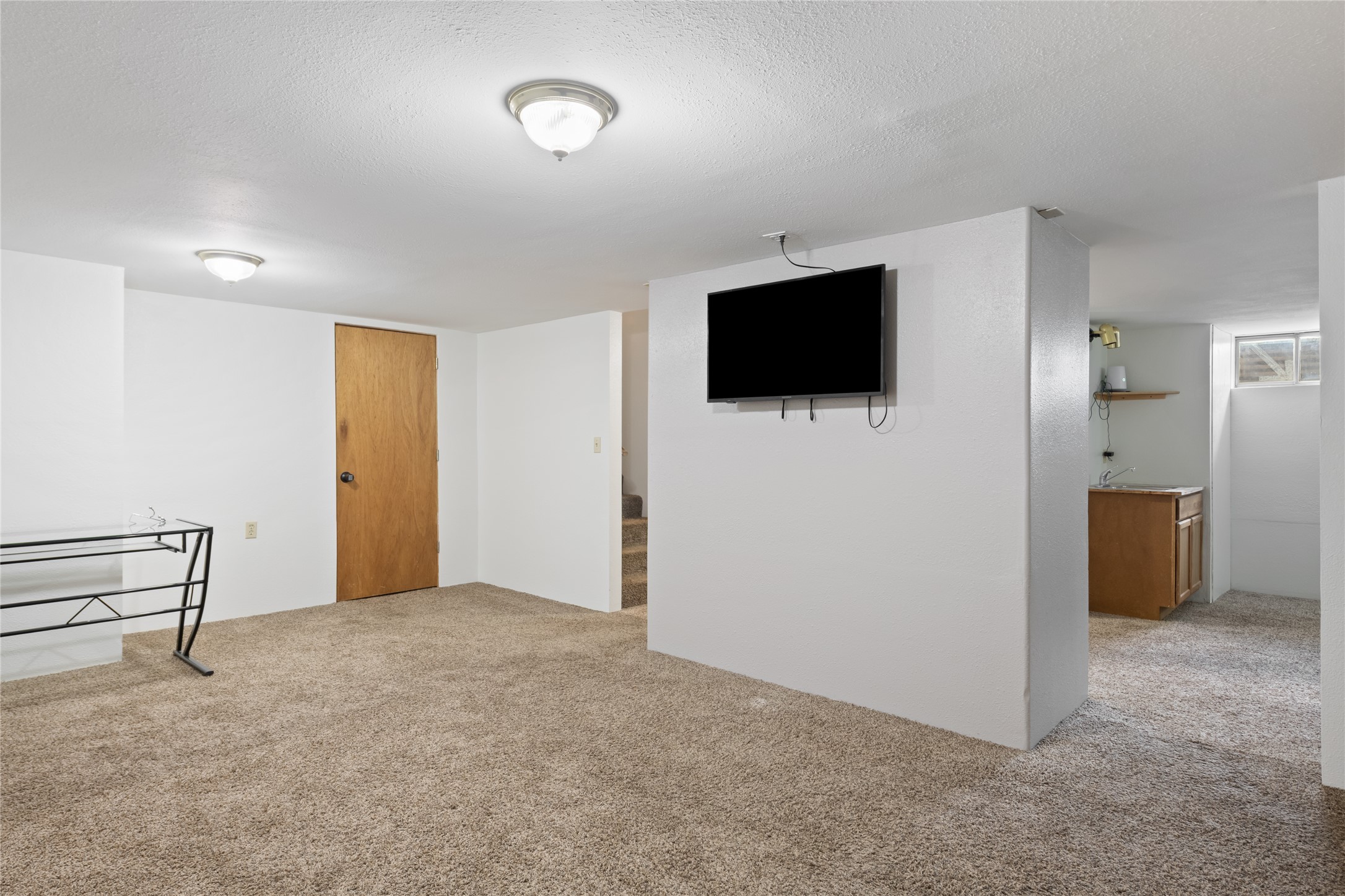 301 Water Street Property Photo 15