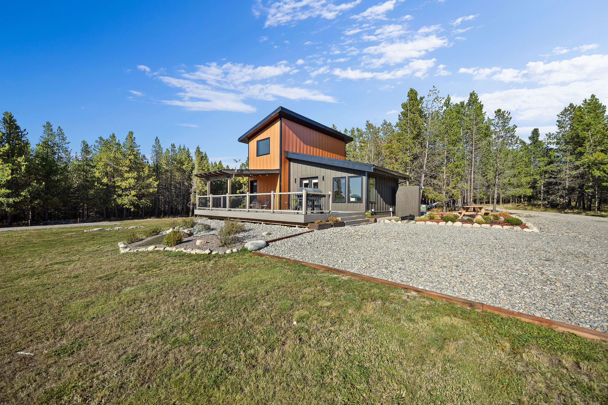 430 Mcgregor Meadows Road W Property Photo 1