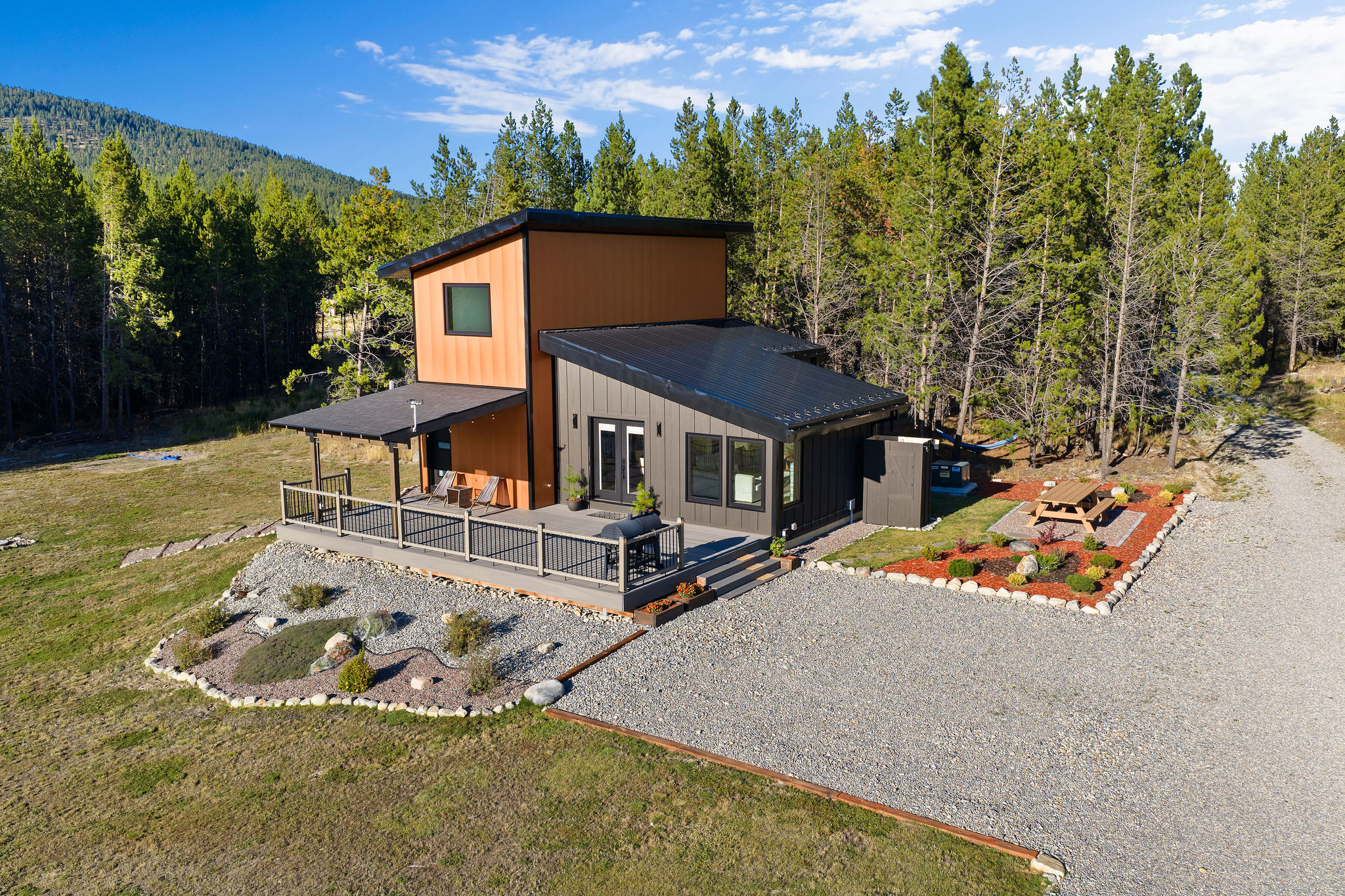 430 Mcgregor Meadows Road W Property Photo 2