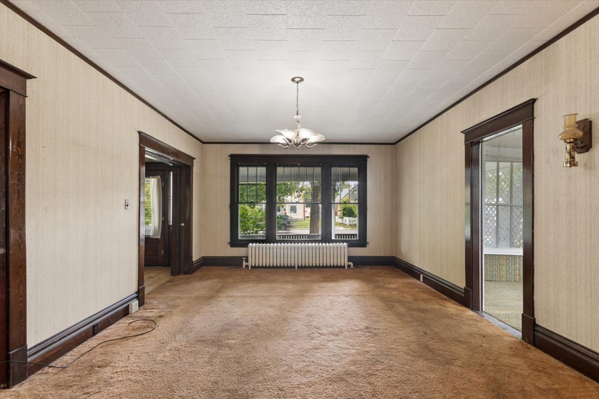 220 4th Avenue E Property Photo 13