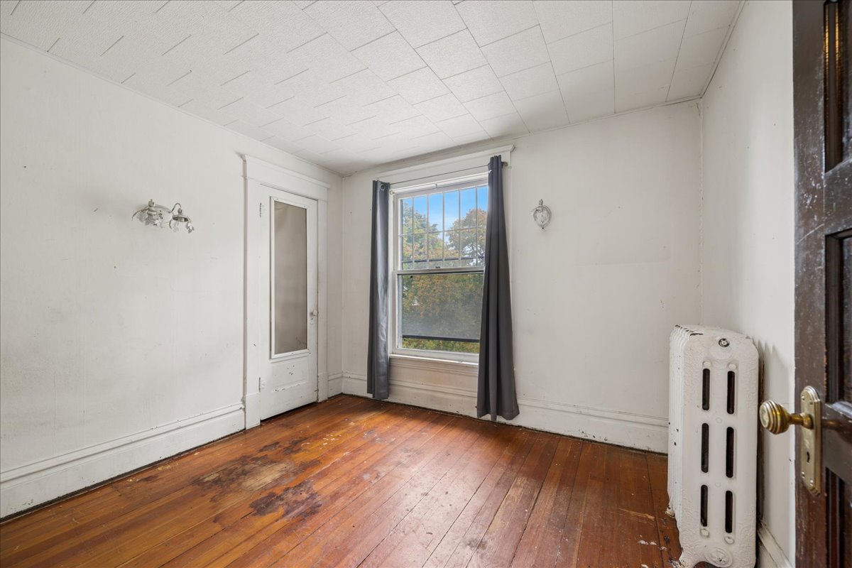 220 4th Avenue E Property Photo 19