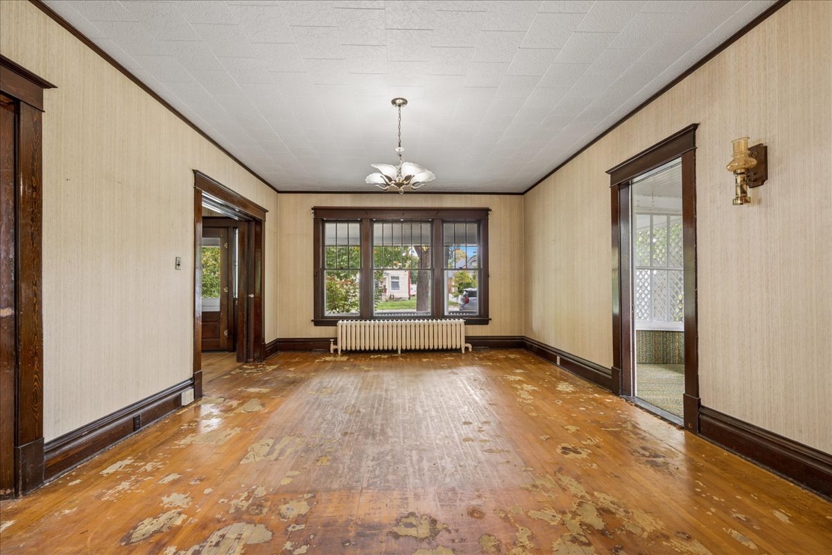 220 4th Avenue E Property Photo 20