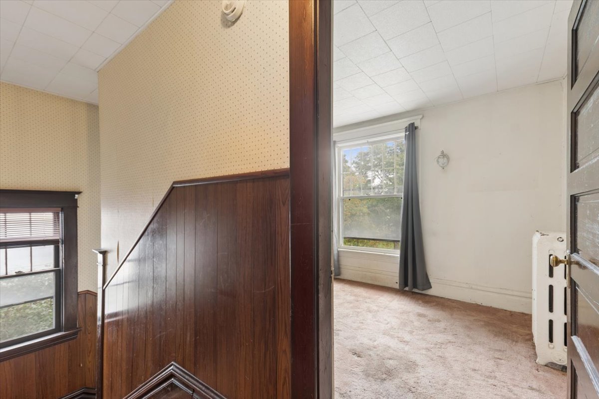 220 4th Avenue E Property Photo 26