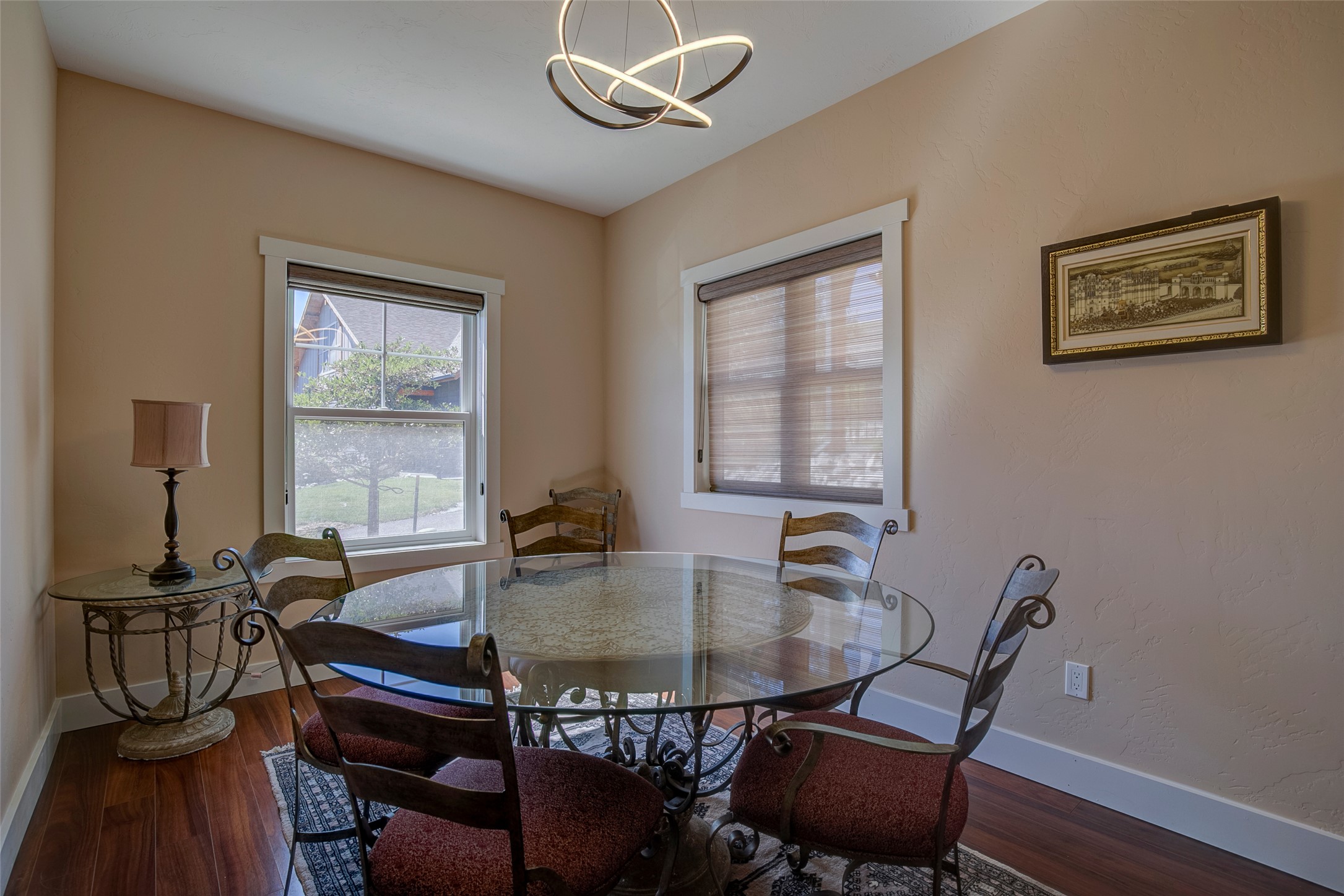 2060 Scott Drive Property Photo 5