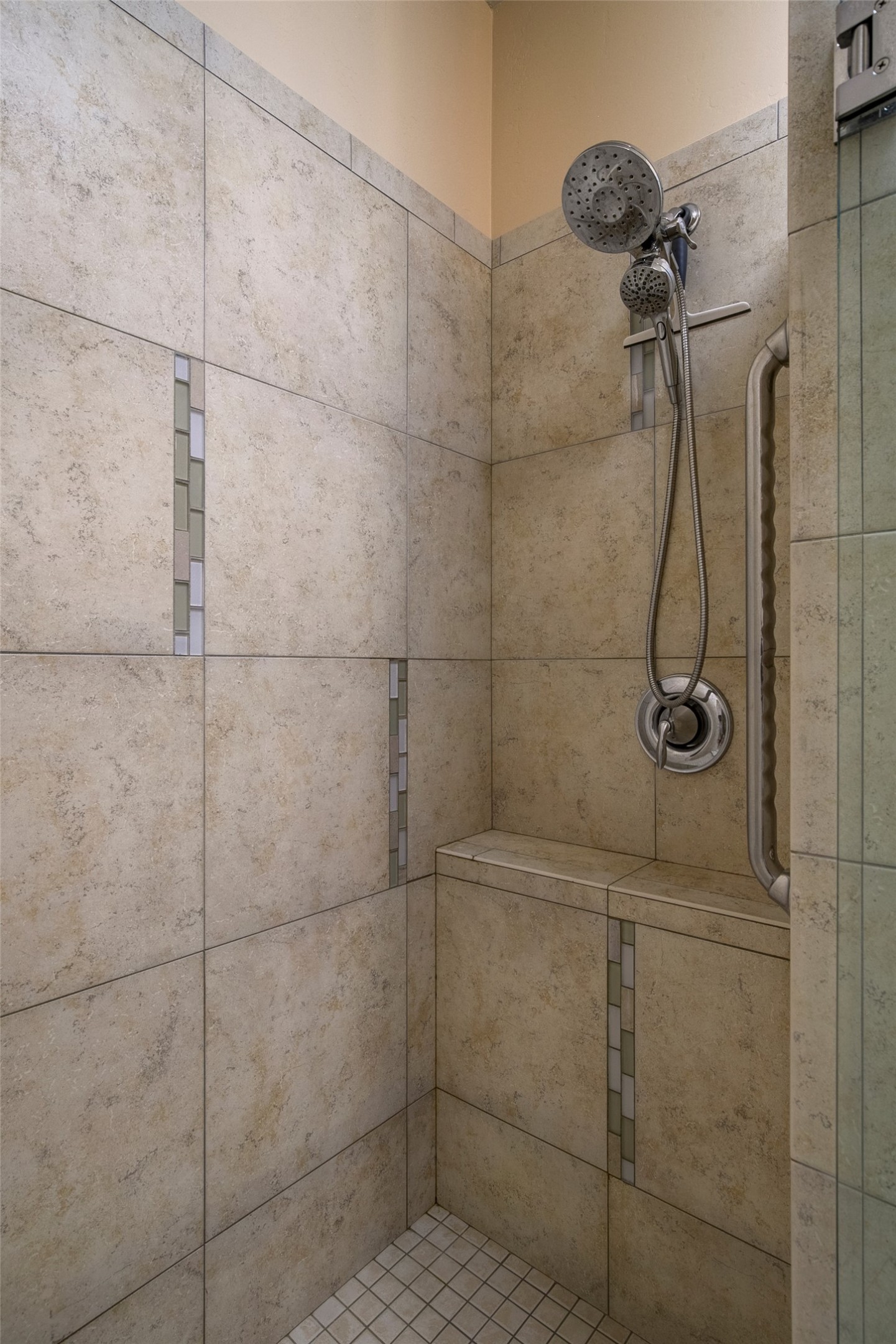 2060 Scott Drive Property Photo 22