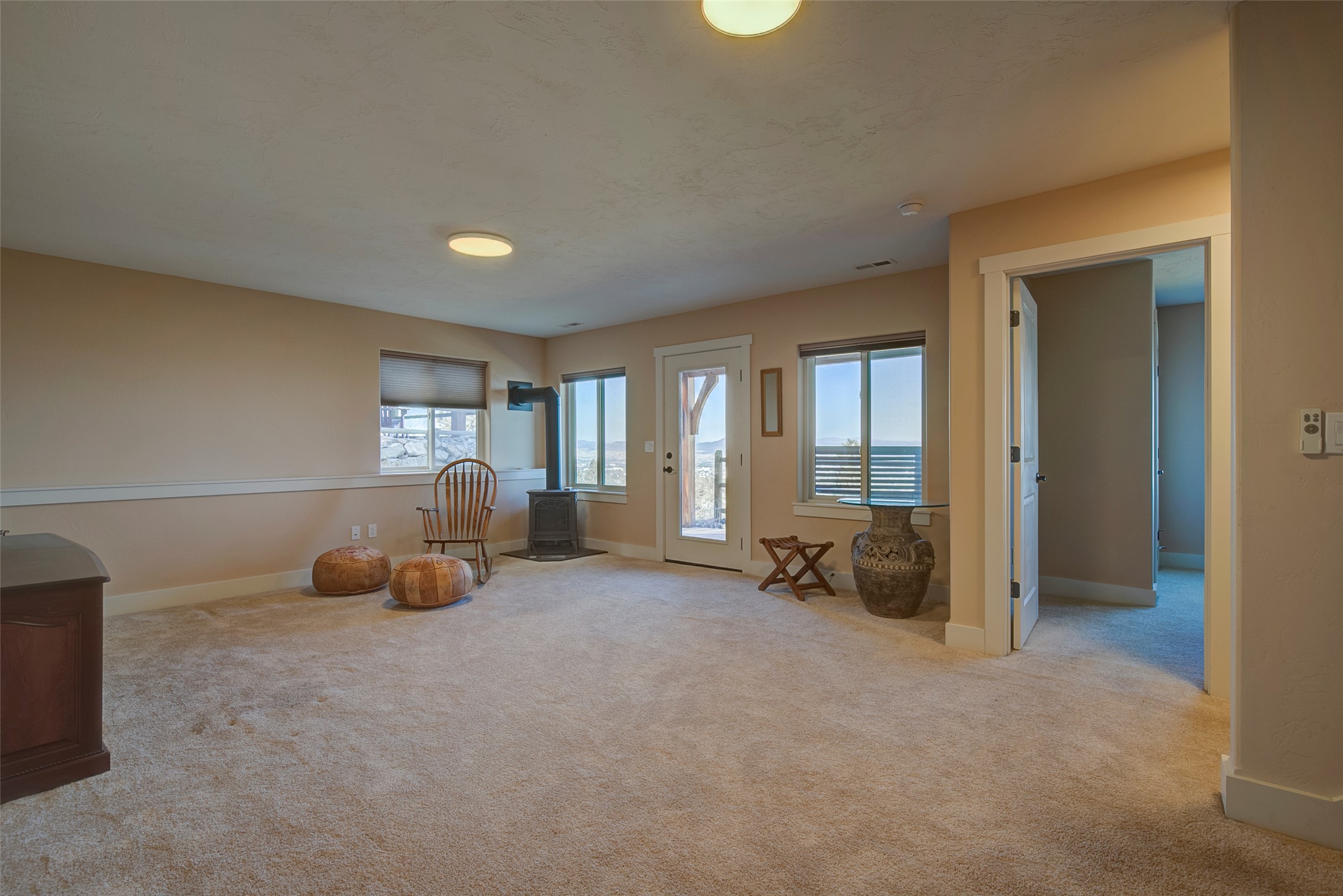 2060 Scott Drive Property Photo 24