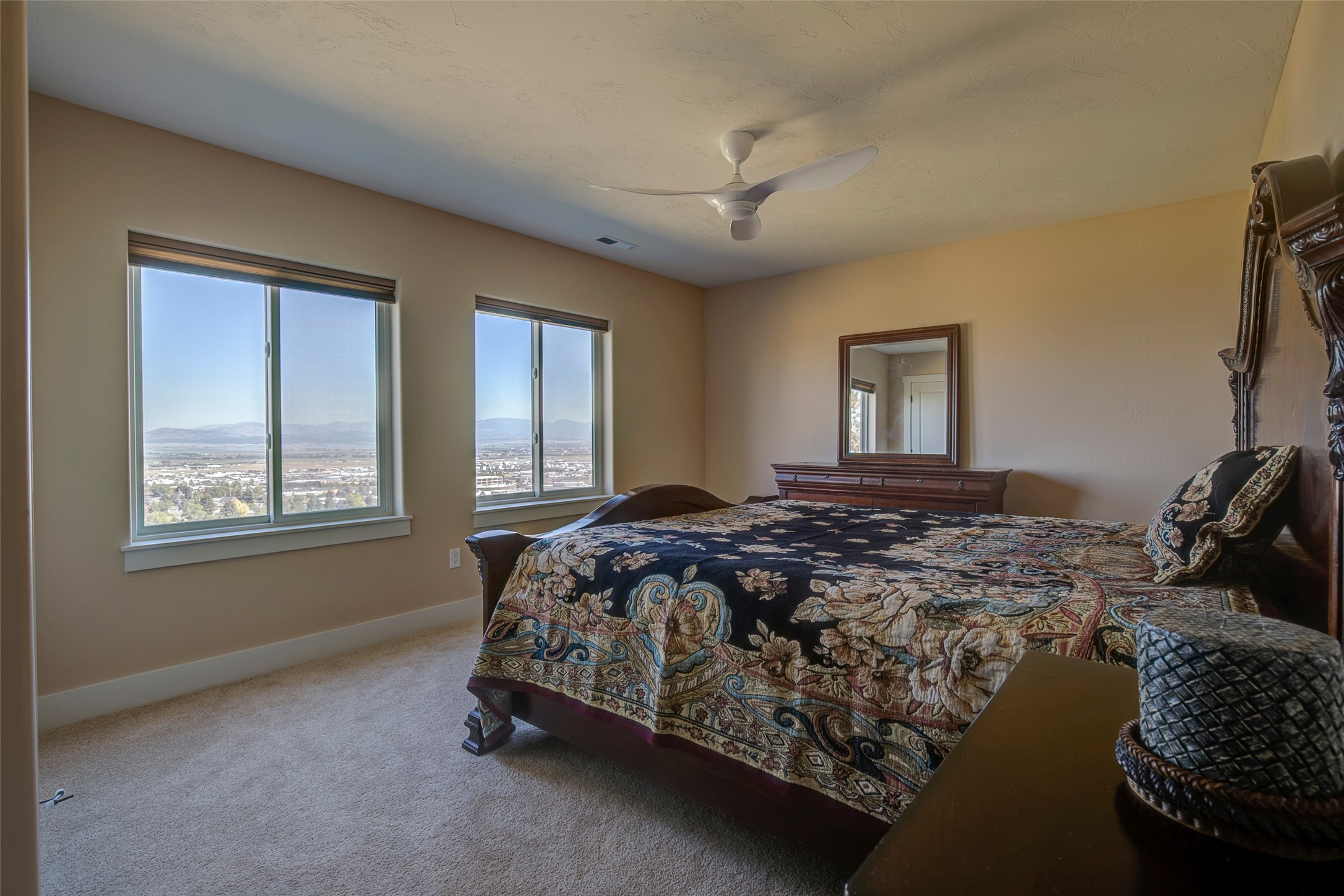2060 Scott Drive Property Photo 27