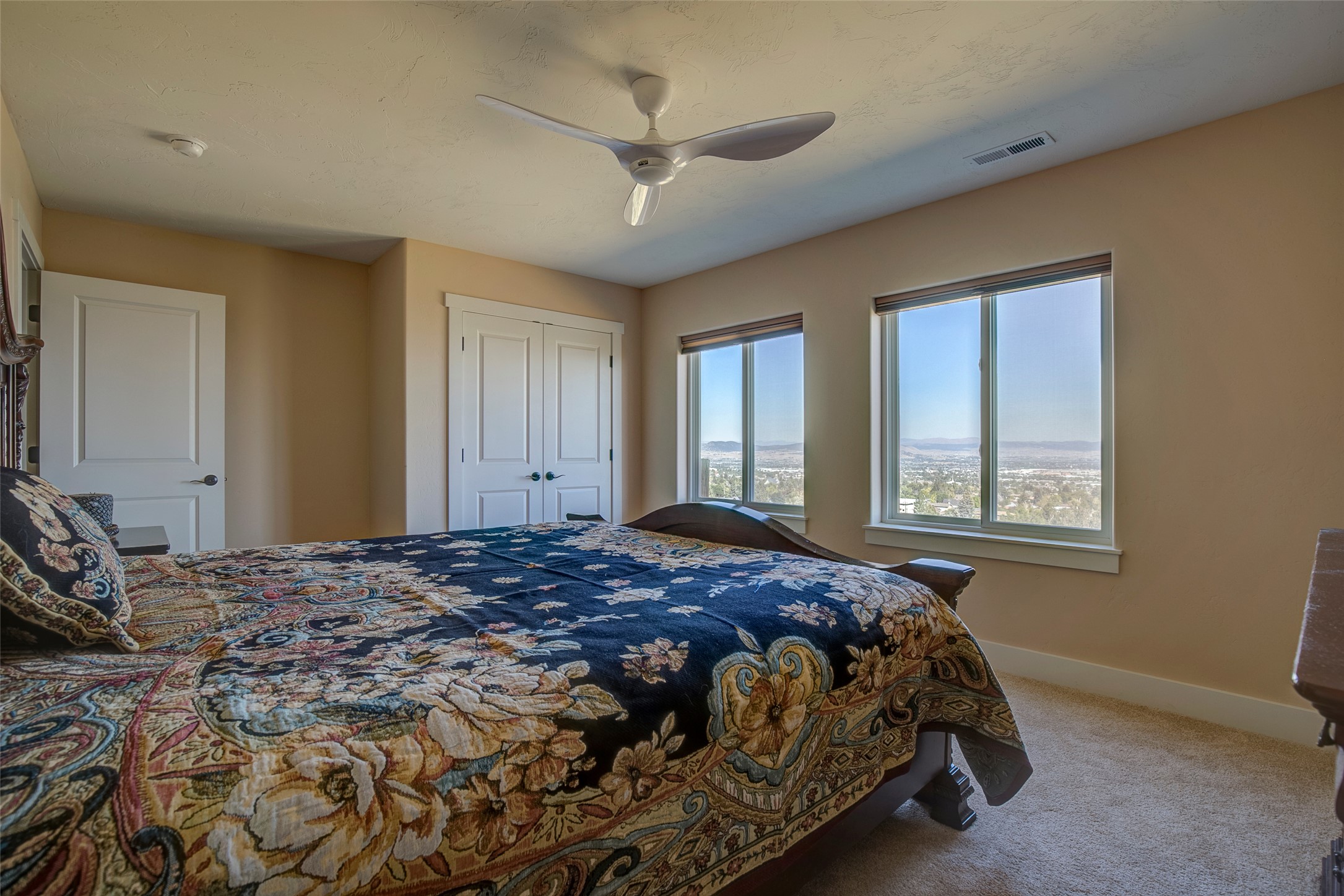 2060 Scott Drive Property Photo 28