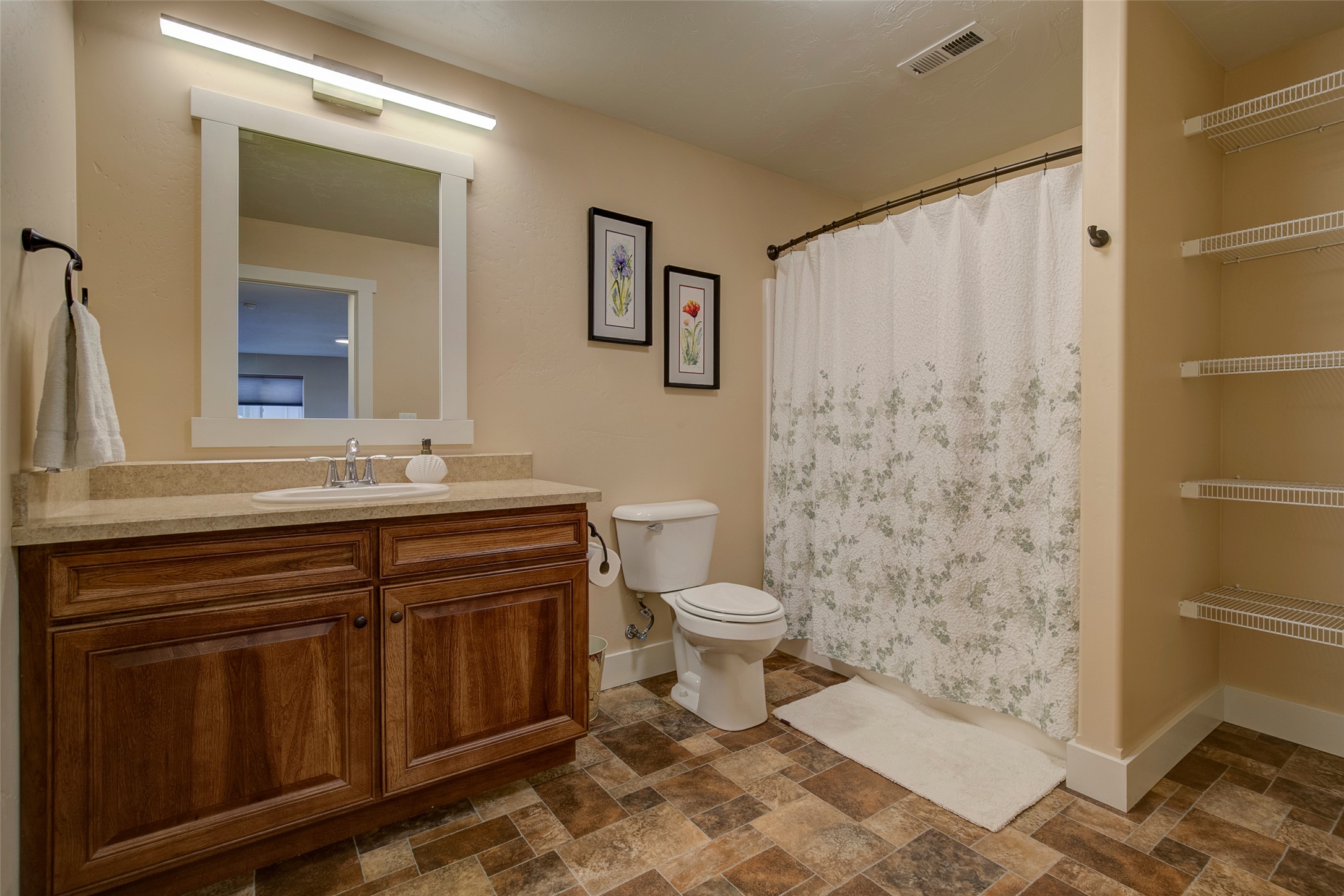 2060 Scott Drive Property Photo 30