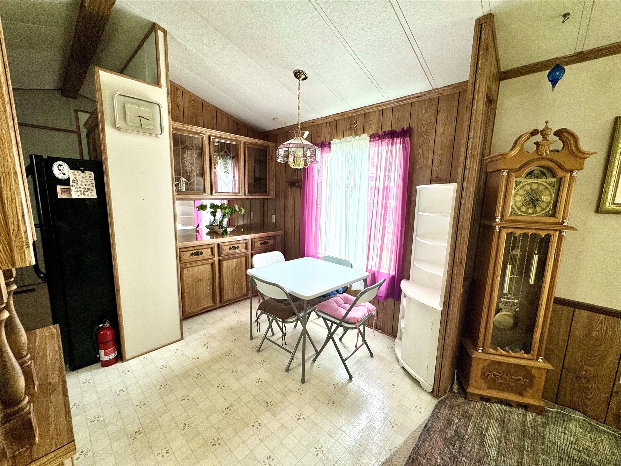 1863 Countryside Court Property Photo 19