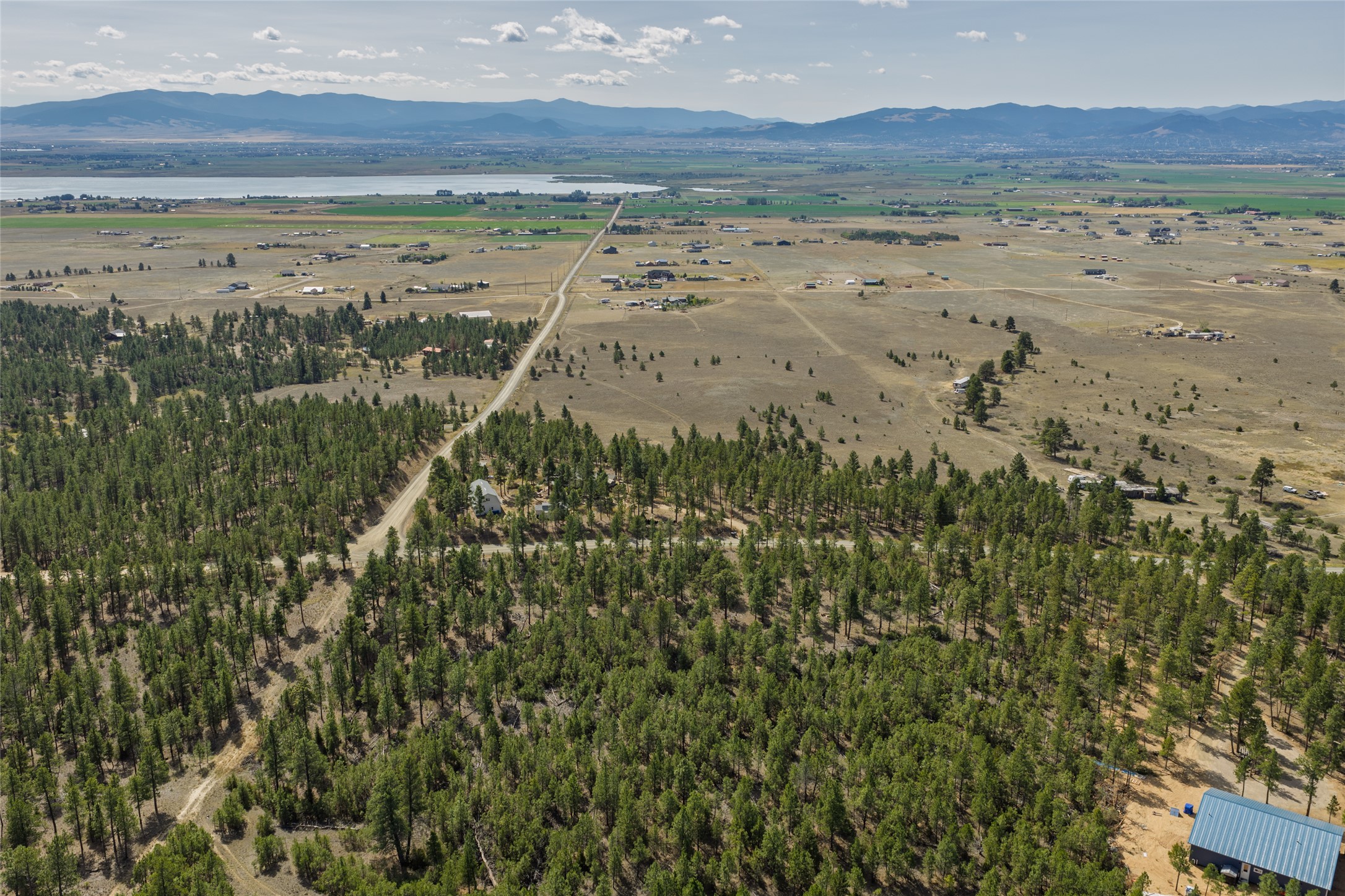 2570 Snowdrift Road Property Photo 4