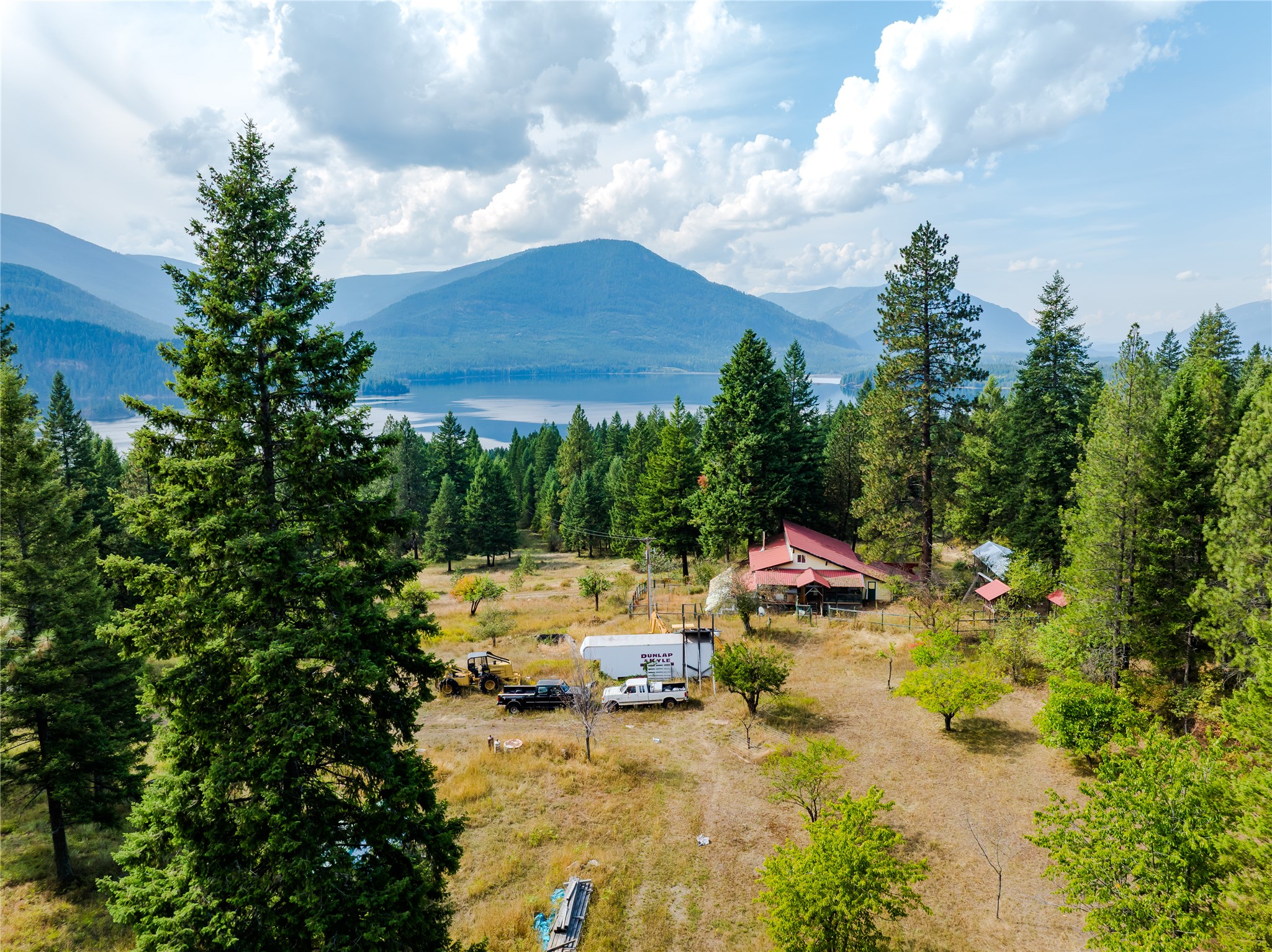 10 Red Fir Lane Property Photo 1
