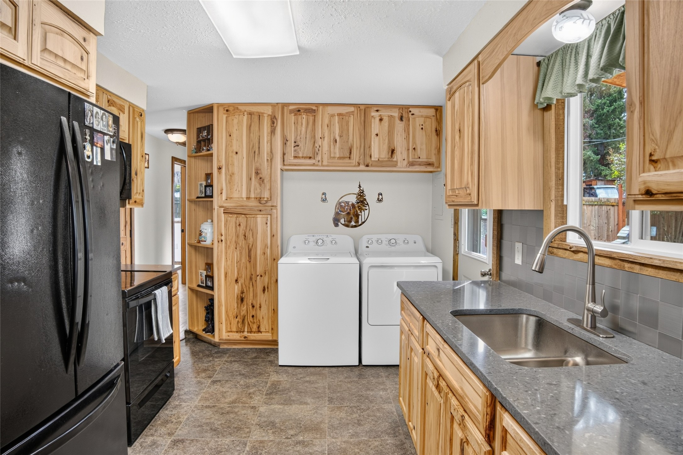 66 Highwood Drive Property Photo 10