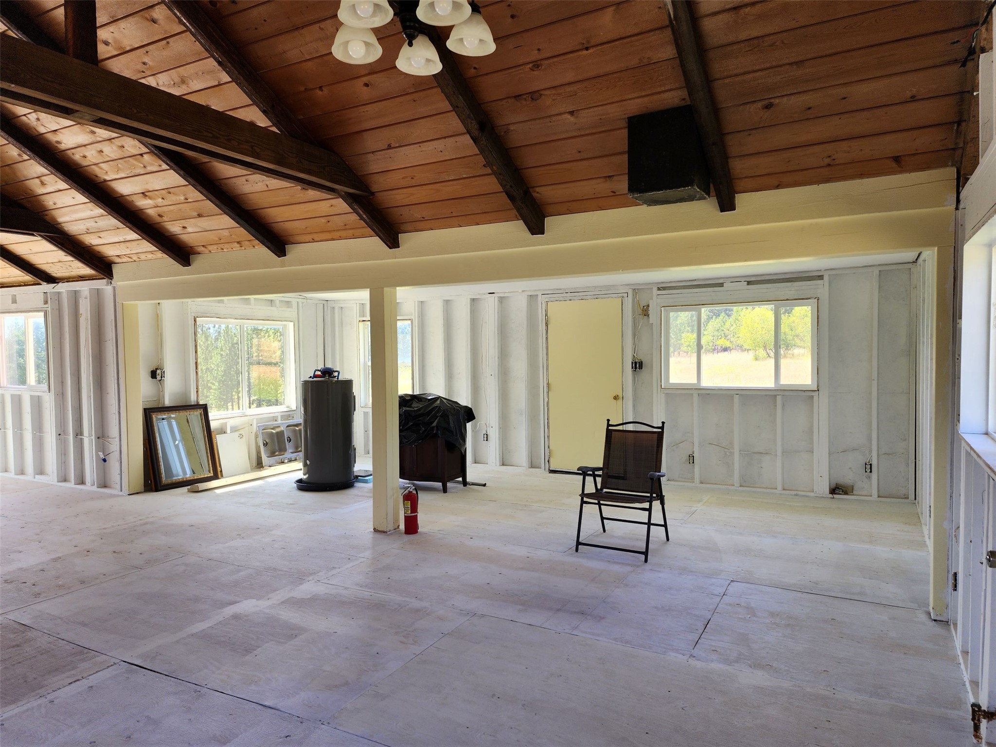 562 Mack Road Property Photo 6