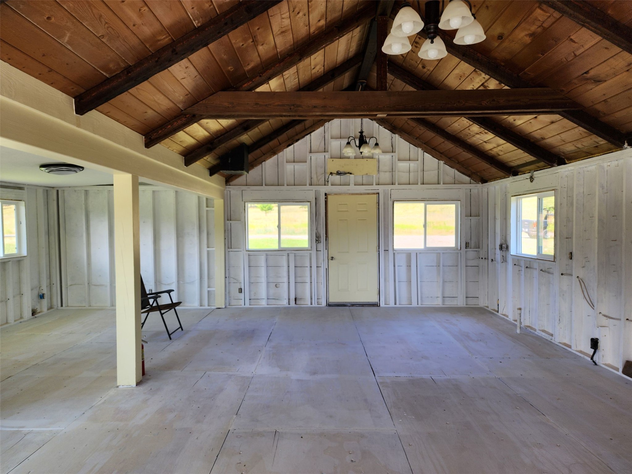 562 Mack Road Property Photo 14