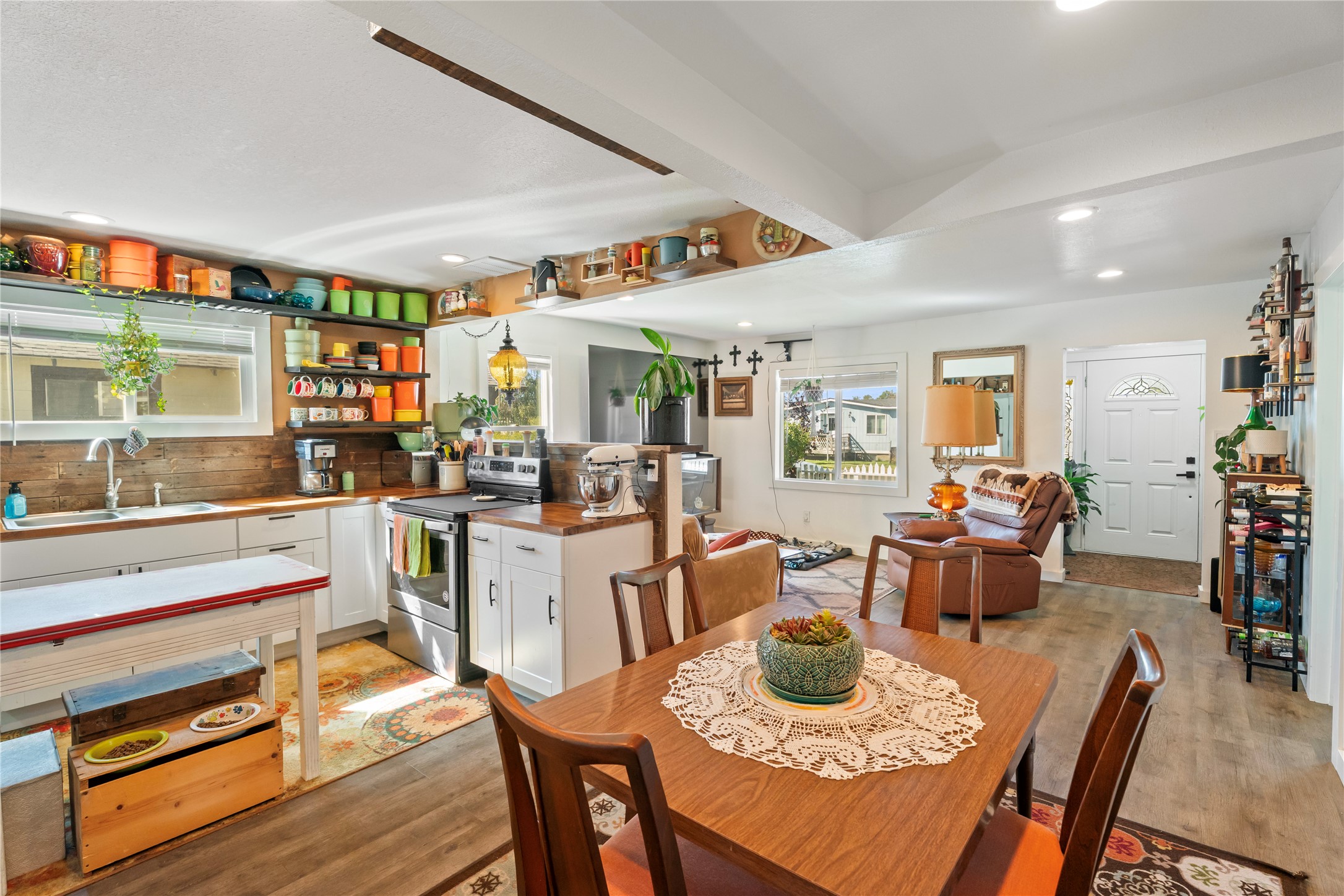 1720 Thomas Avenue Property Photo 11