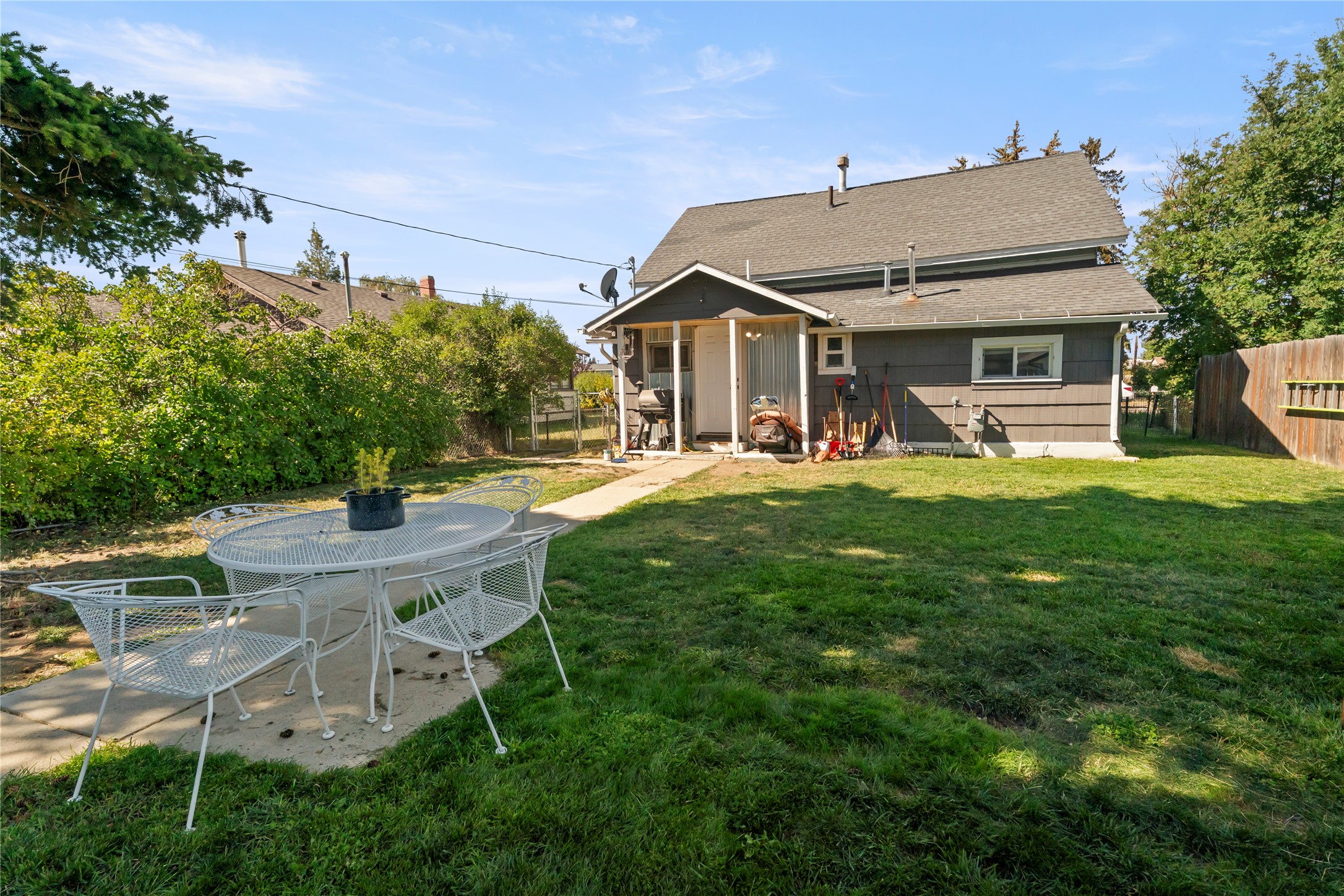 1720 Thomas Avenue Property Photo 21