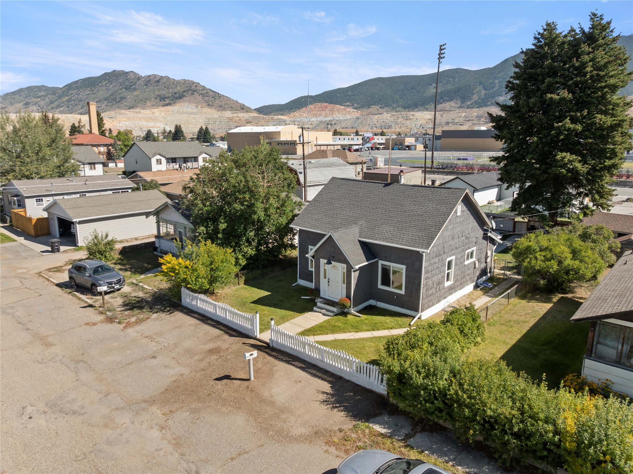 1720 Thomas Avenue Property Photo 23