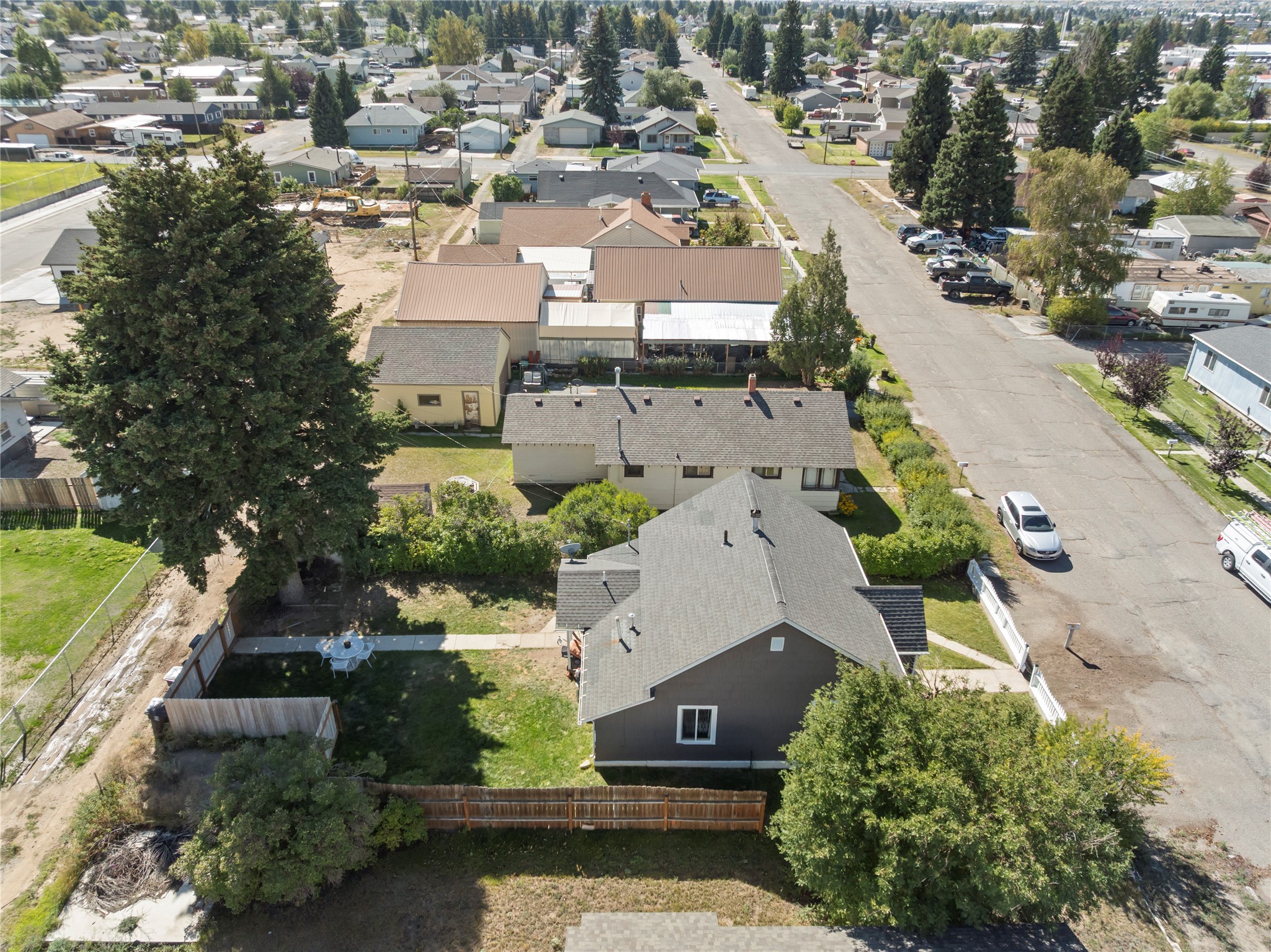 1720 Thomas Avenue Property Photo 25