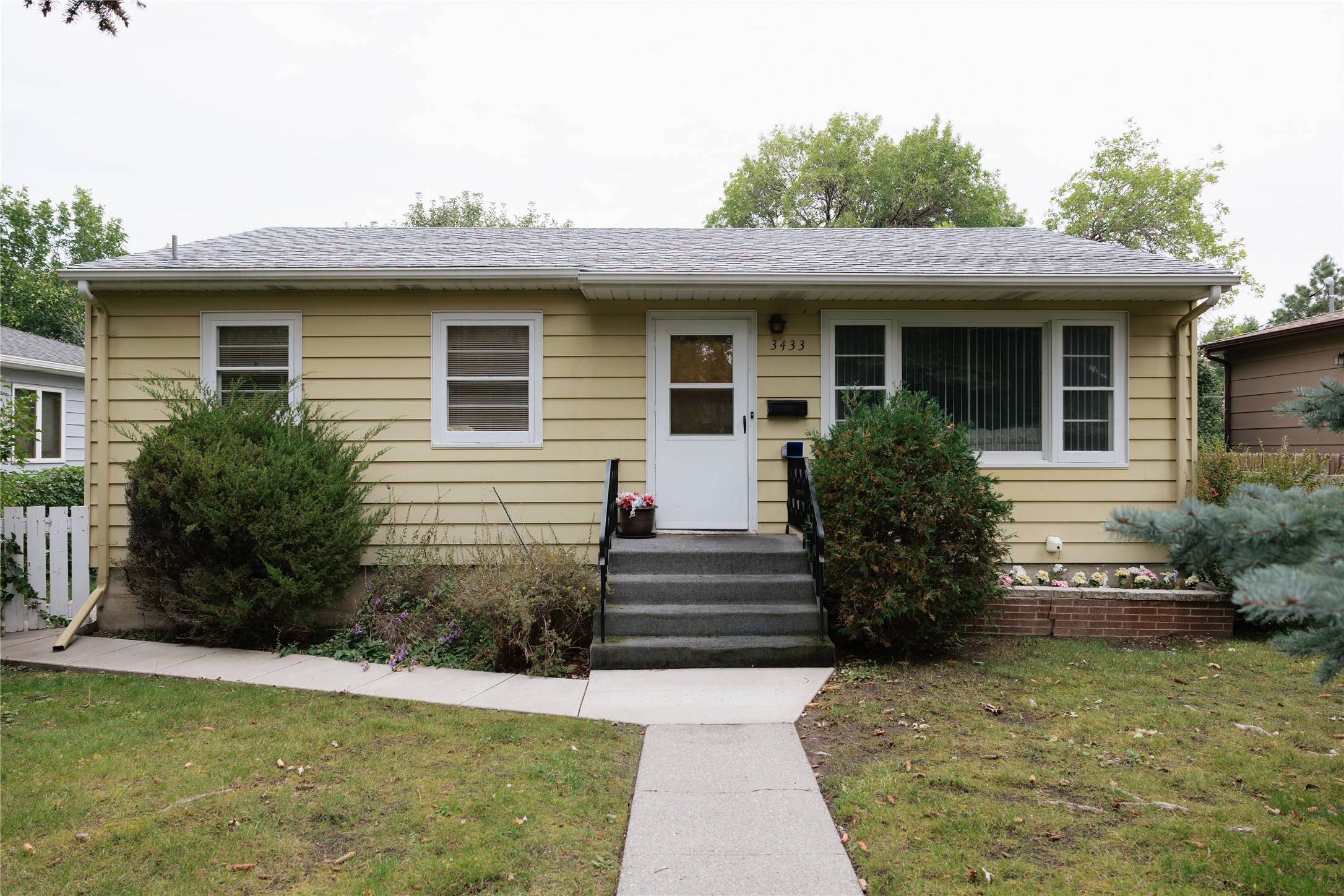 3433 8th Avenue N Property Photo 1