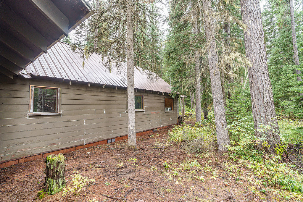 28 1st Avenue E Property Photo 19