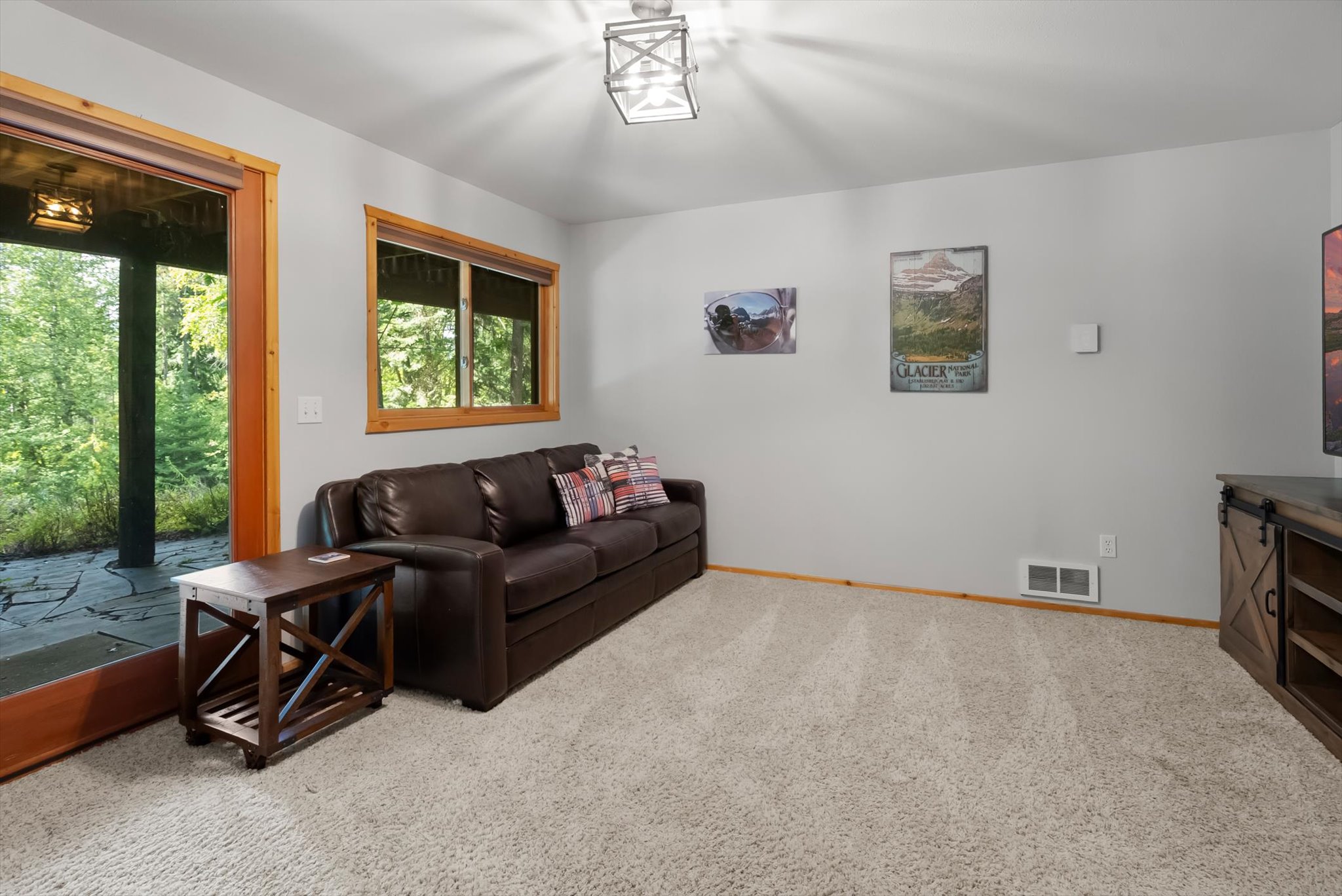 2405 E Lakeshore Drive Property Photo 44