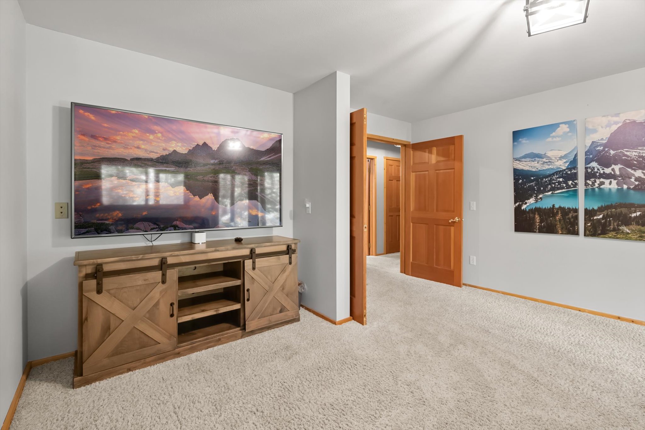 2405 E Lakeshore Drive Property Photo 45