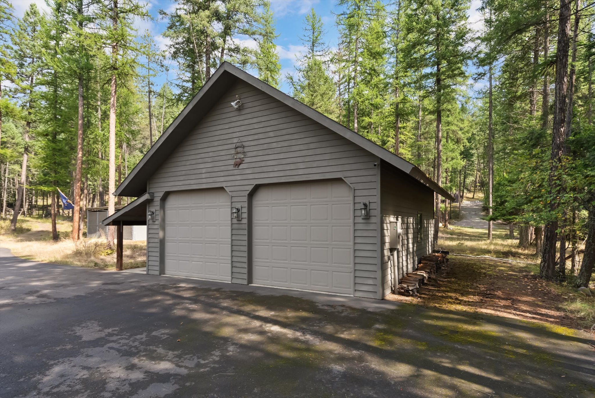 2405 E Lakeshore Drive Property Photo 49