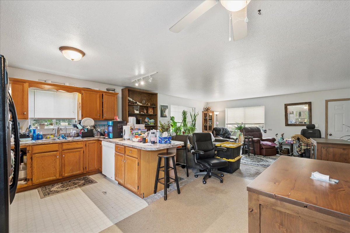 500 River Road Property Photo 23