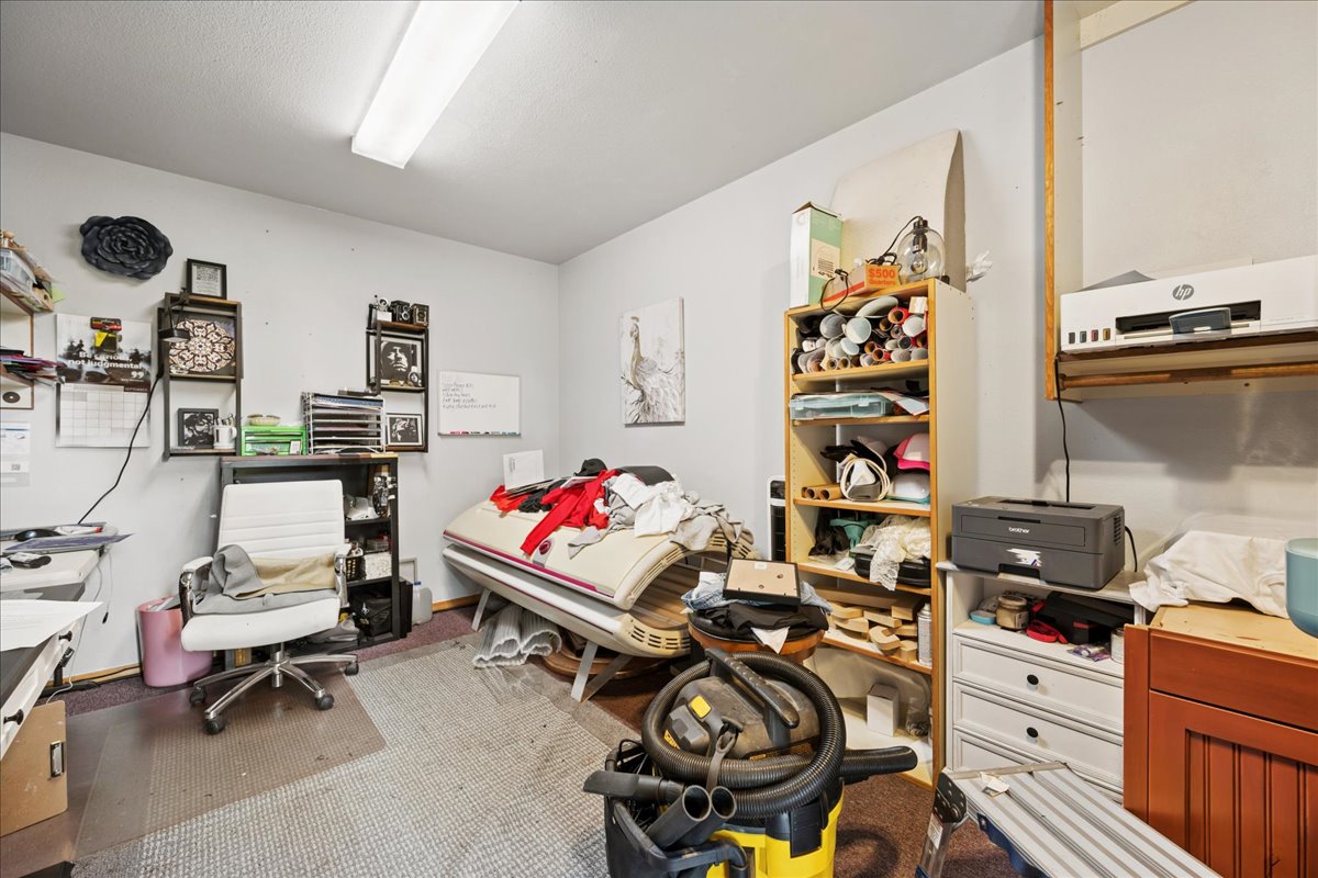 500 River Road Property Photo 26