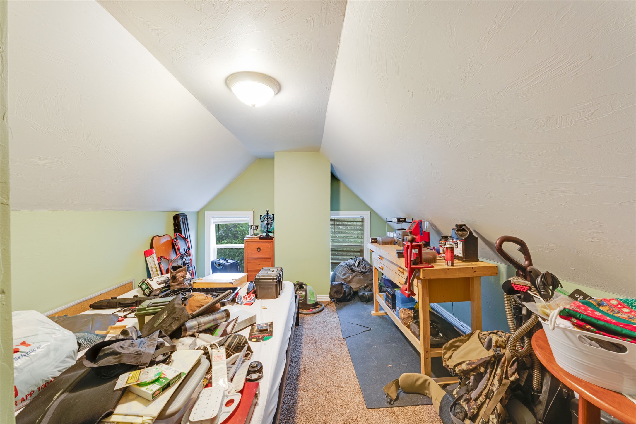 811 6th Avenue W Property Photo 15