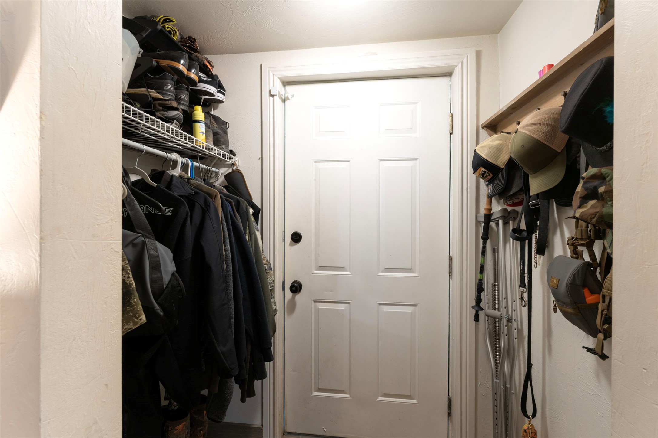 811 6th Avenue W Property Photo 18