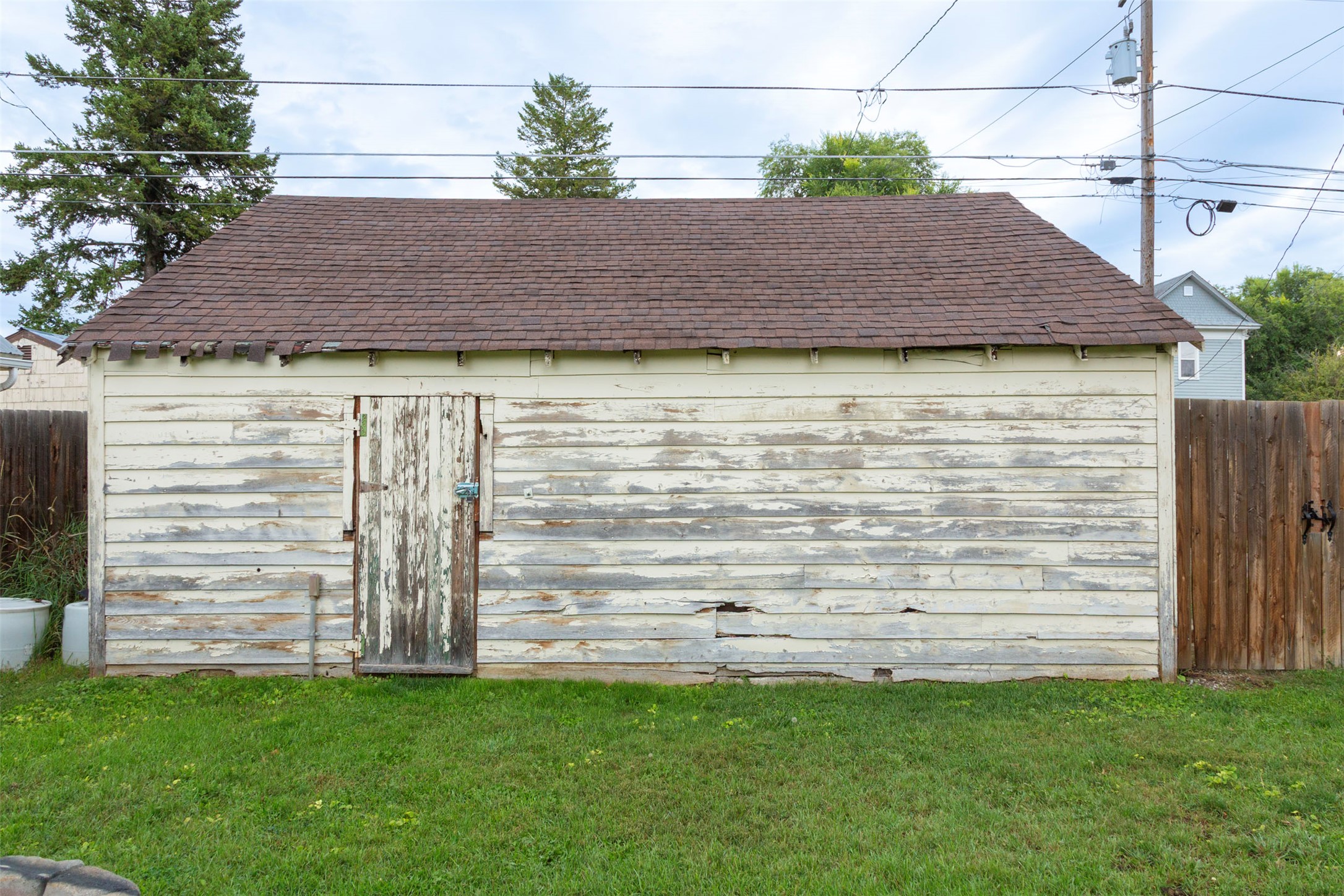 811 6th Avenue W Property Photo 24