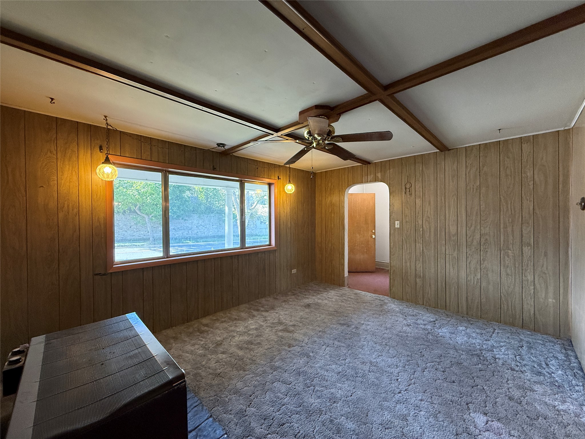 554 E Broadway Street Property Photo 7