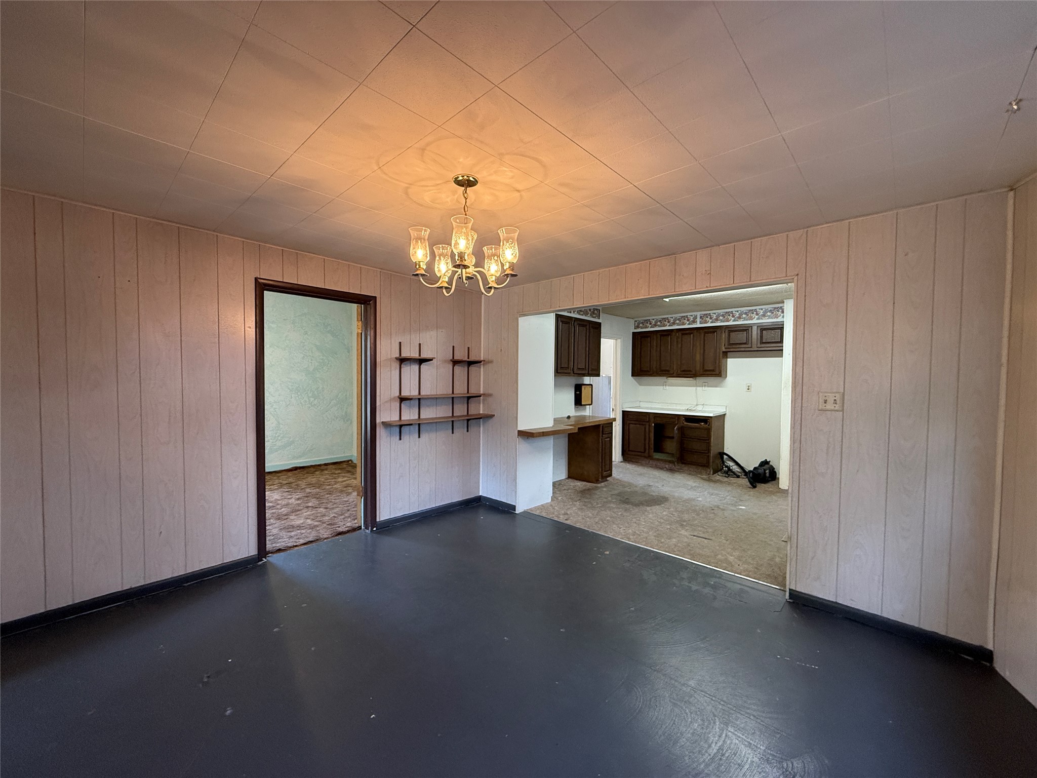 554 E Broadway Street Property Photo 10