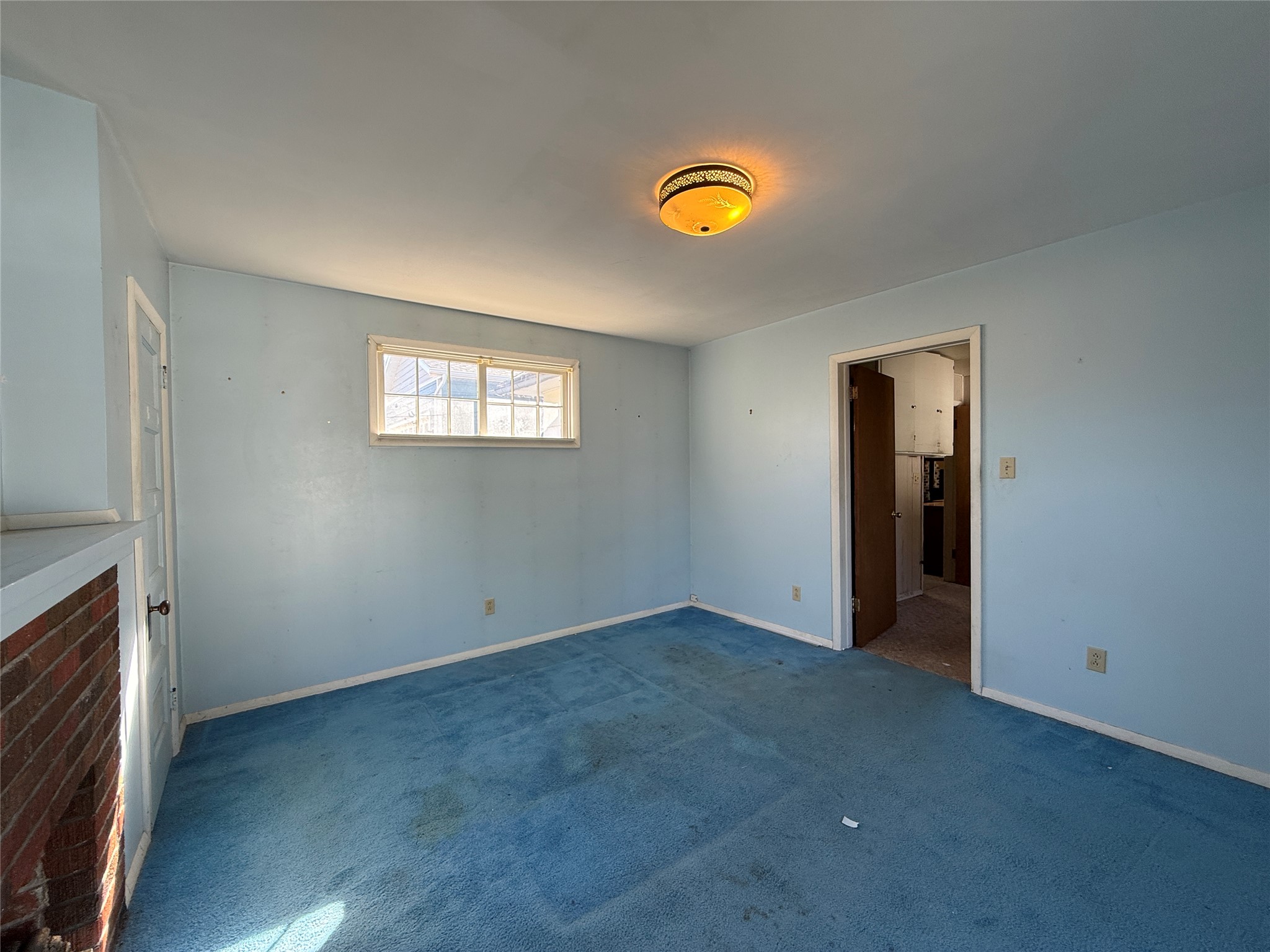 554 E Broadway Street Property Photo 22