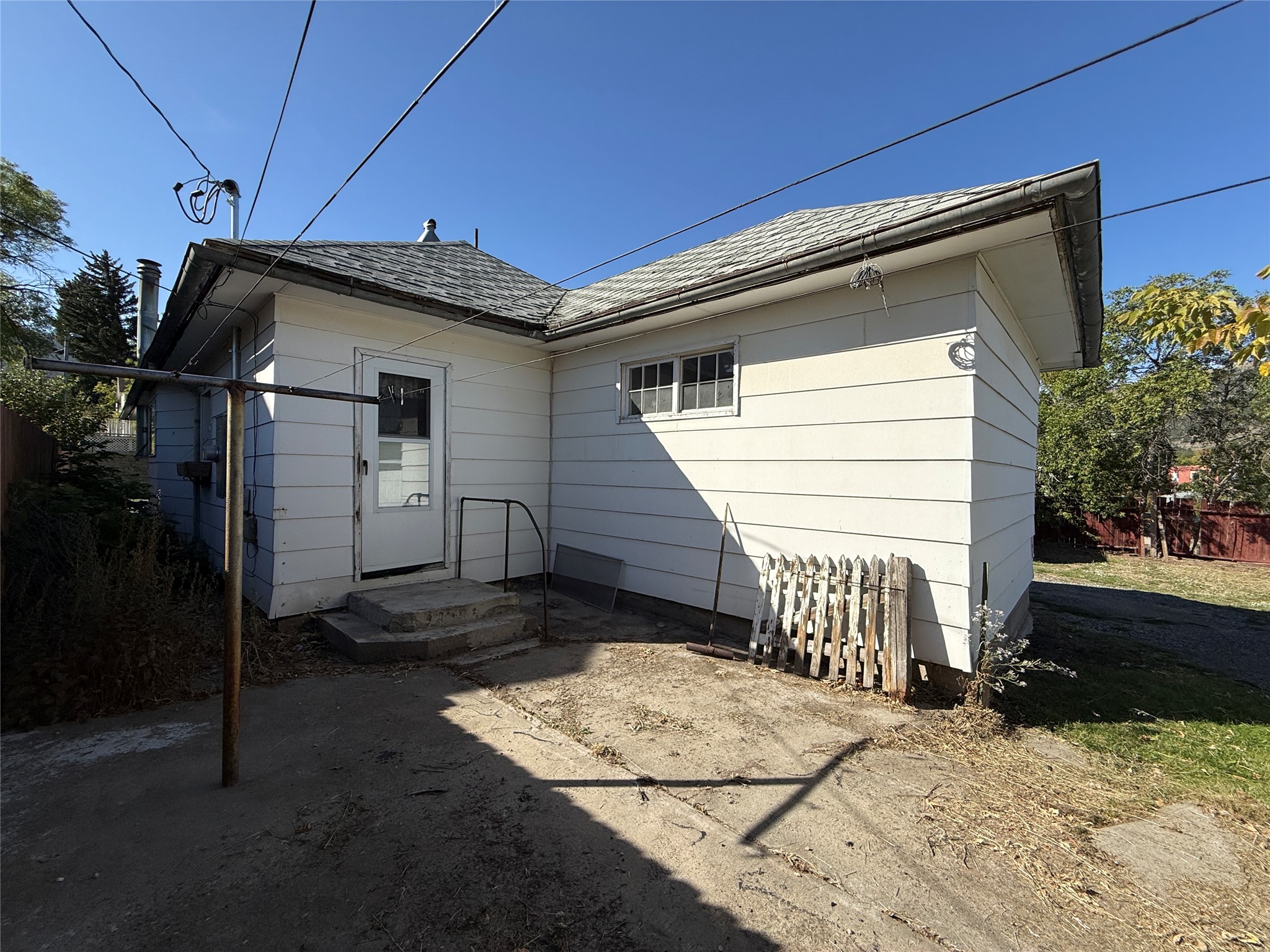 554 E Broadway Street Property Photo 30