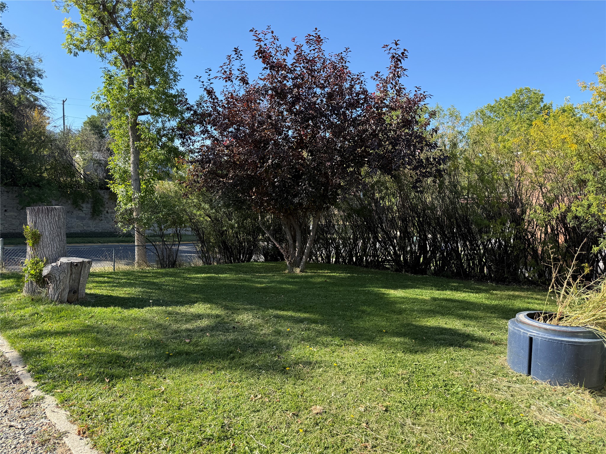554 E Broadway Street Property Photo 36