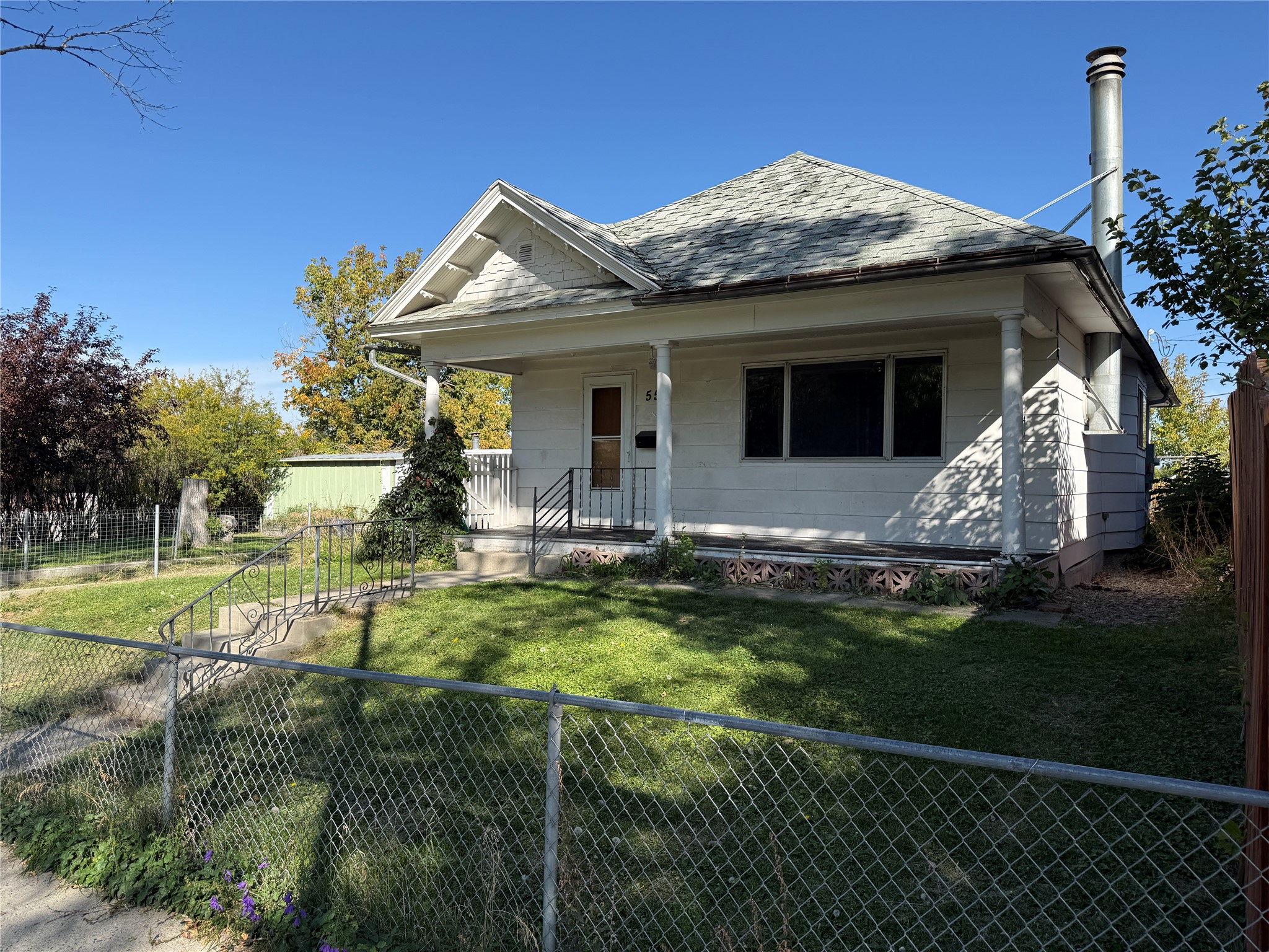 554 E Broadway Street Property Photo 42