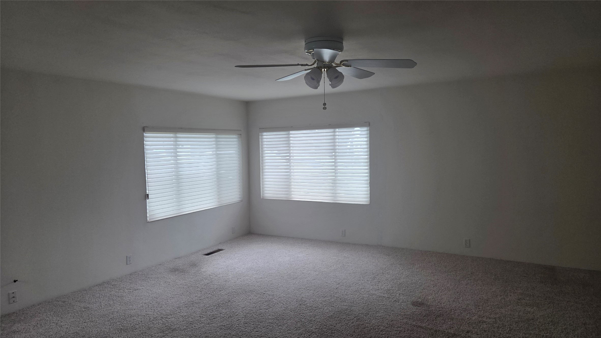 36 Willow Drive Property Photo 5