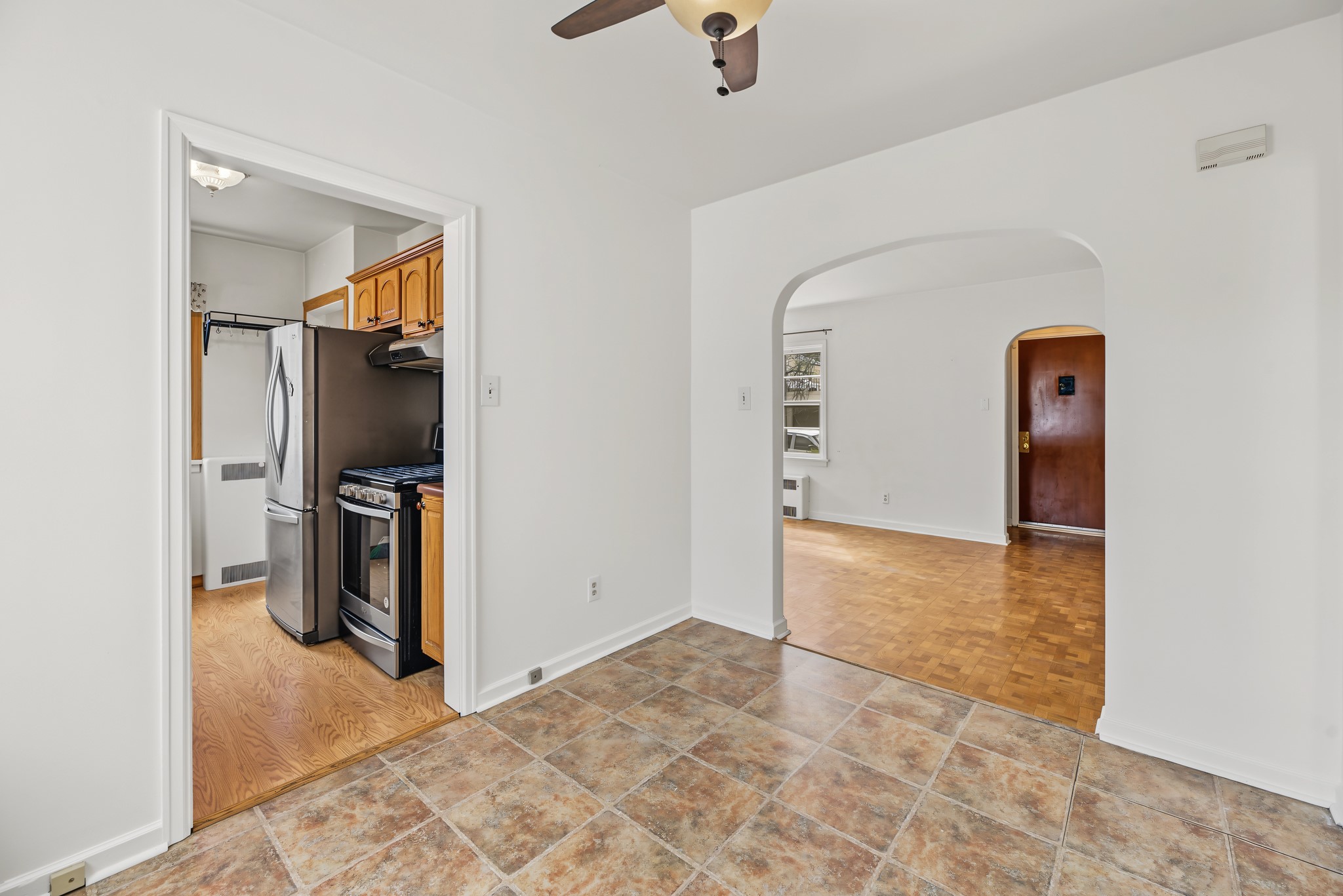 1120 E 6th Avenue Property Photo 15