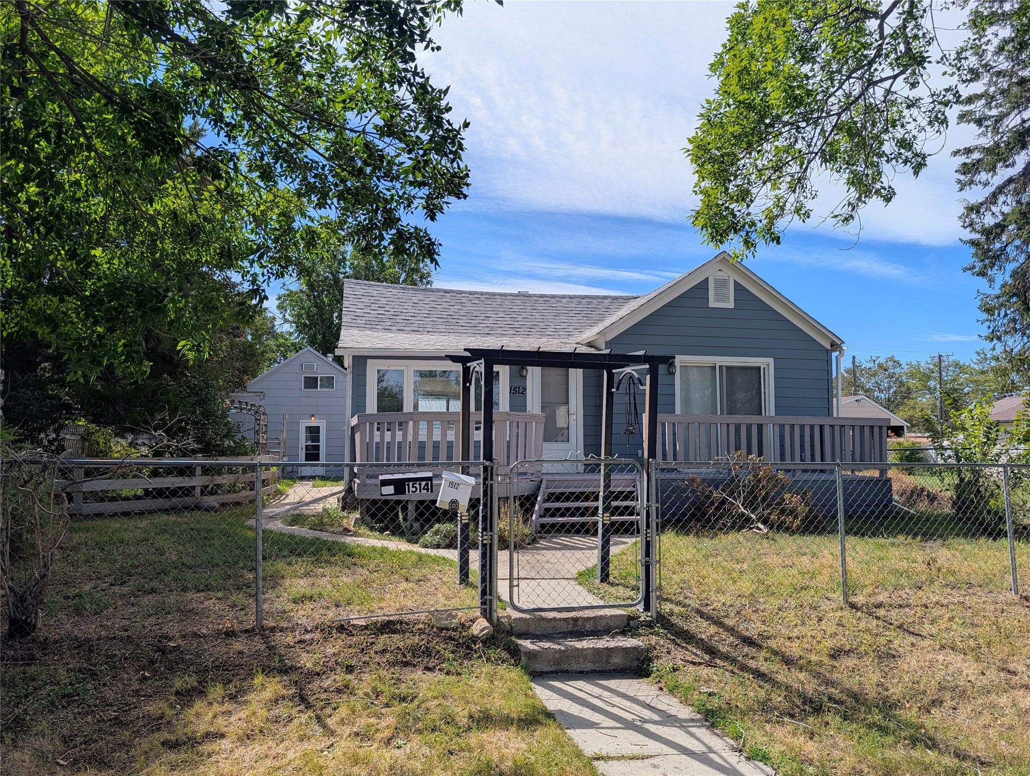1512 6th Avenue N Property Photo 1