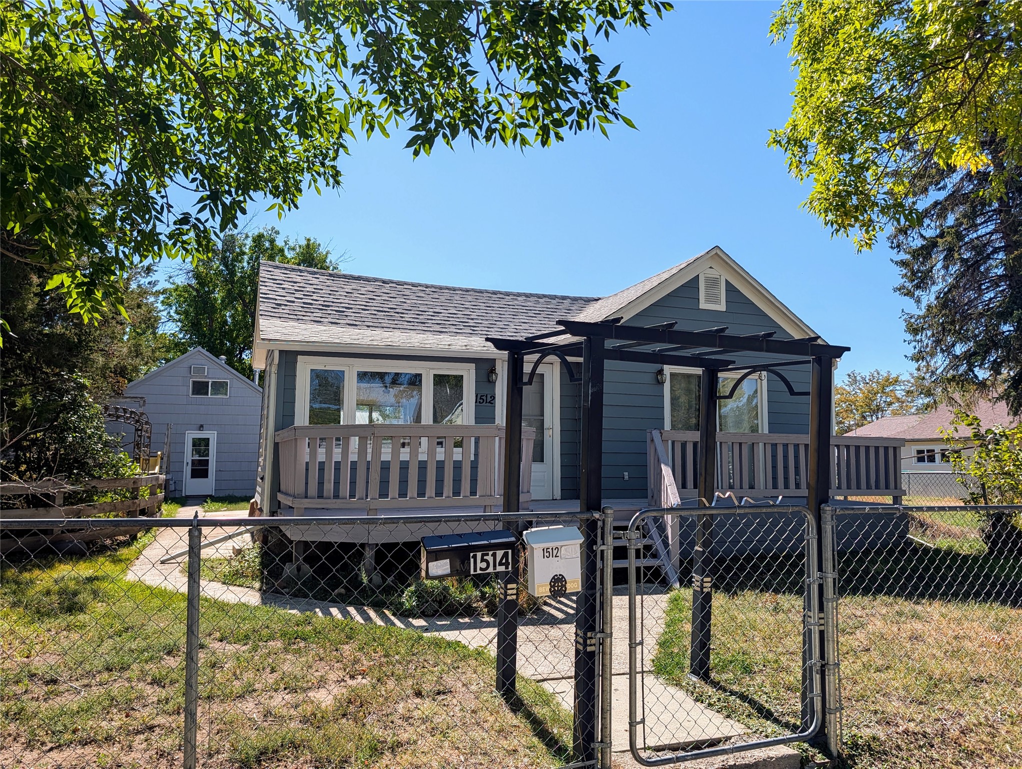 1512 6th Avenue N Property Photo 1