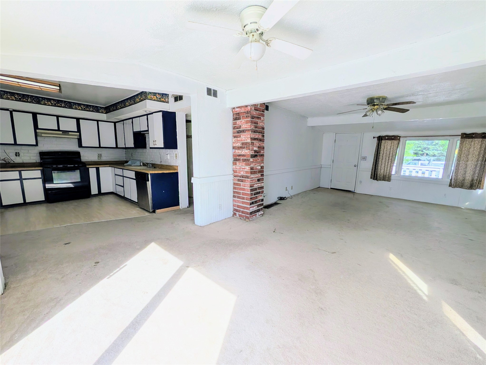 1512 6th Avenue N Property Photo 7