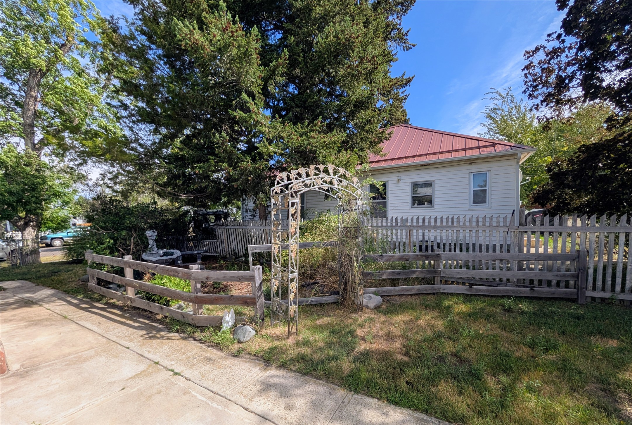 1512 6th Avenue N Property Photo 33