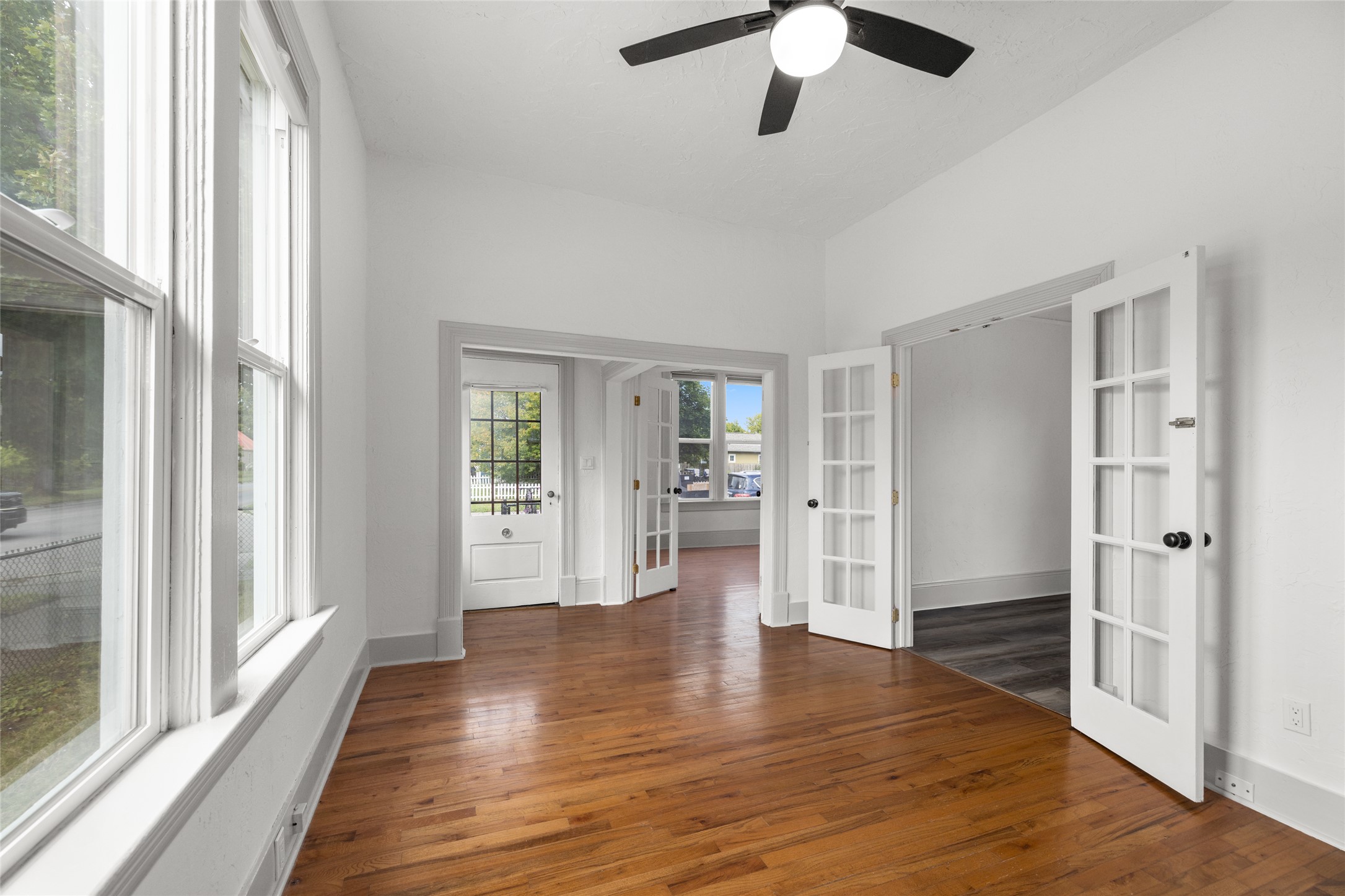 303 5th Avenue W Property Photo 8