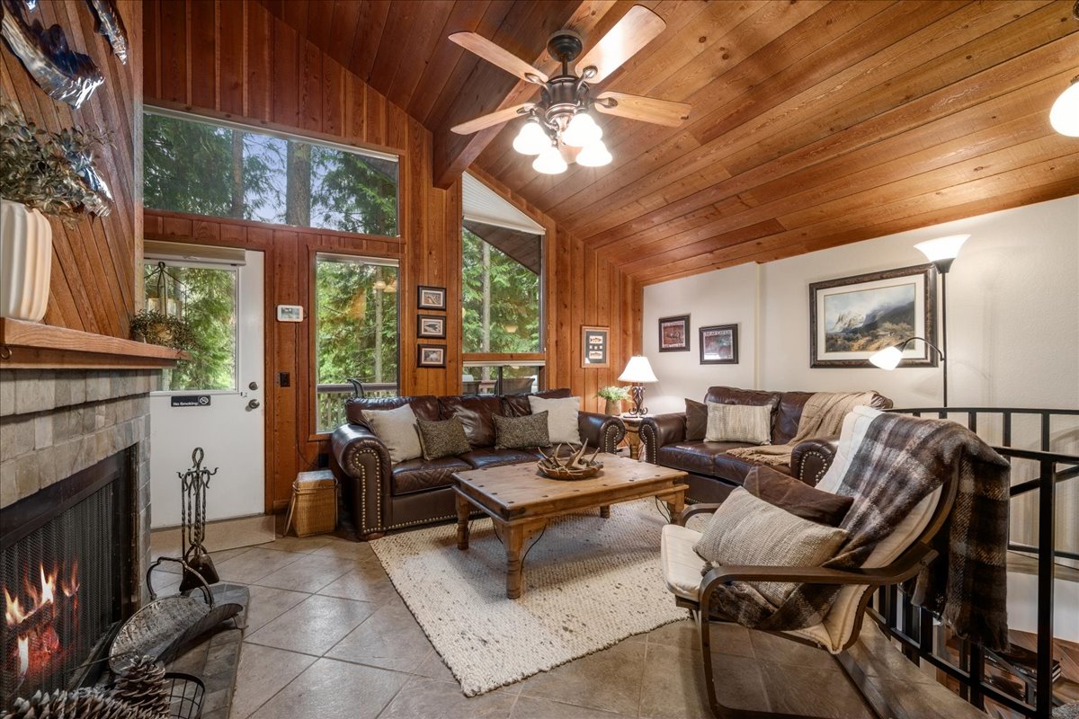 83 Limber Pine Property Photo 1